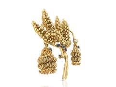 Vintage 1960s Tiffany & Co. Gold Leaf and Cacoons Brooch with Sapphires