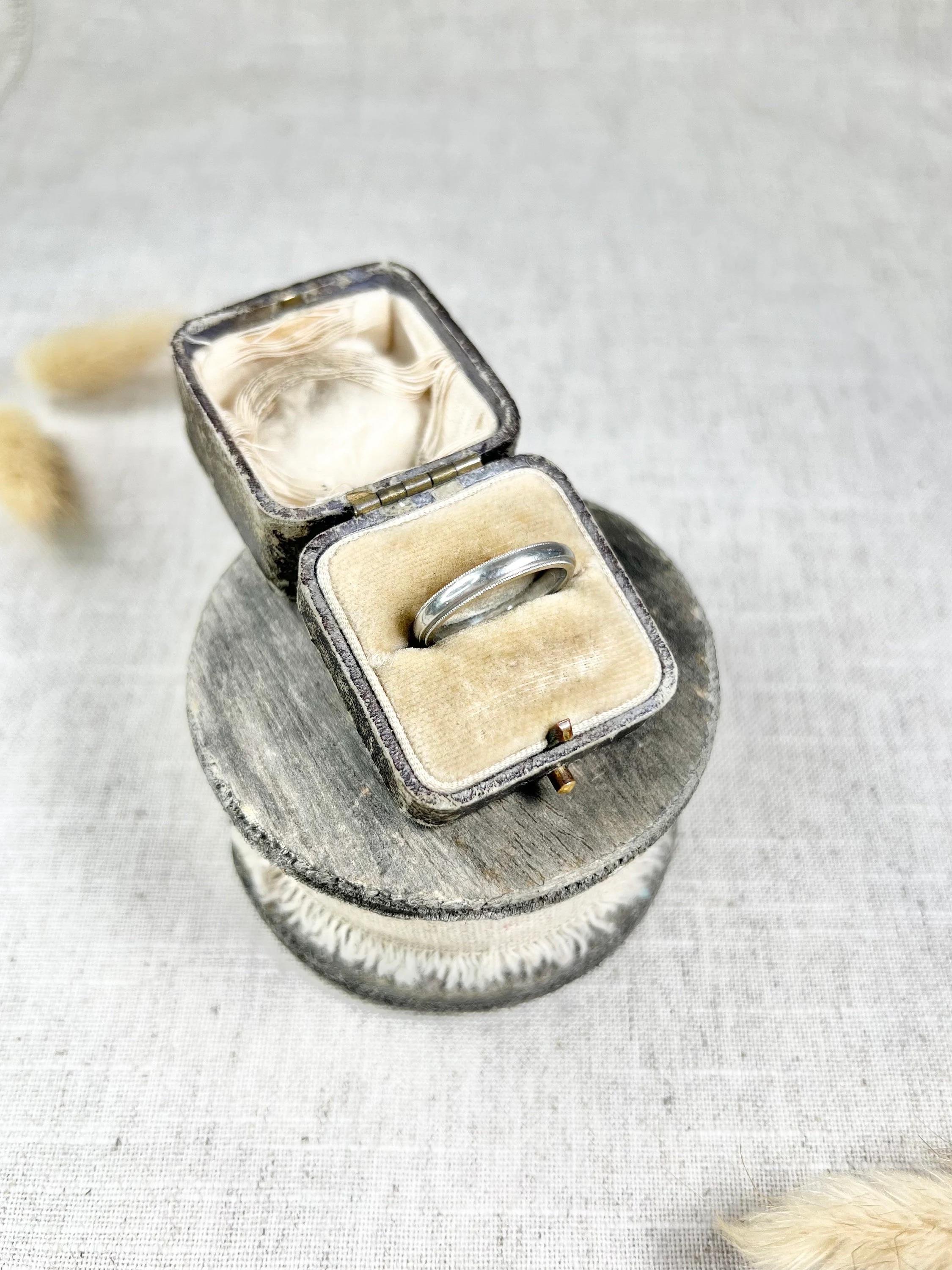 Vintage 1990s Tiffany & Co Platinum Tiffany Together Milgraine Edge Wedding Band For Sale 2