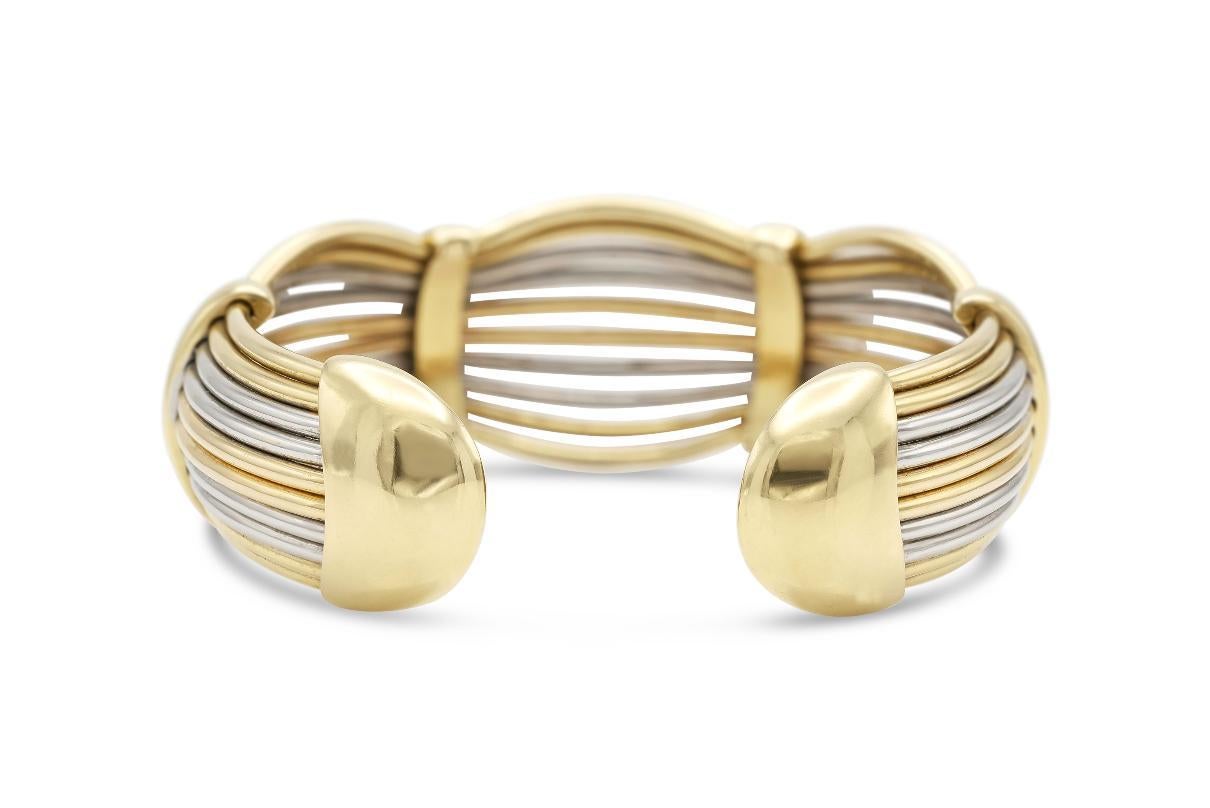 Vintage 1960s Tri-Tone Cuff Bracelet In Good Condition For Sale In New York, NY