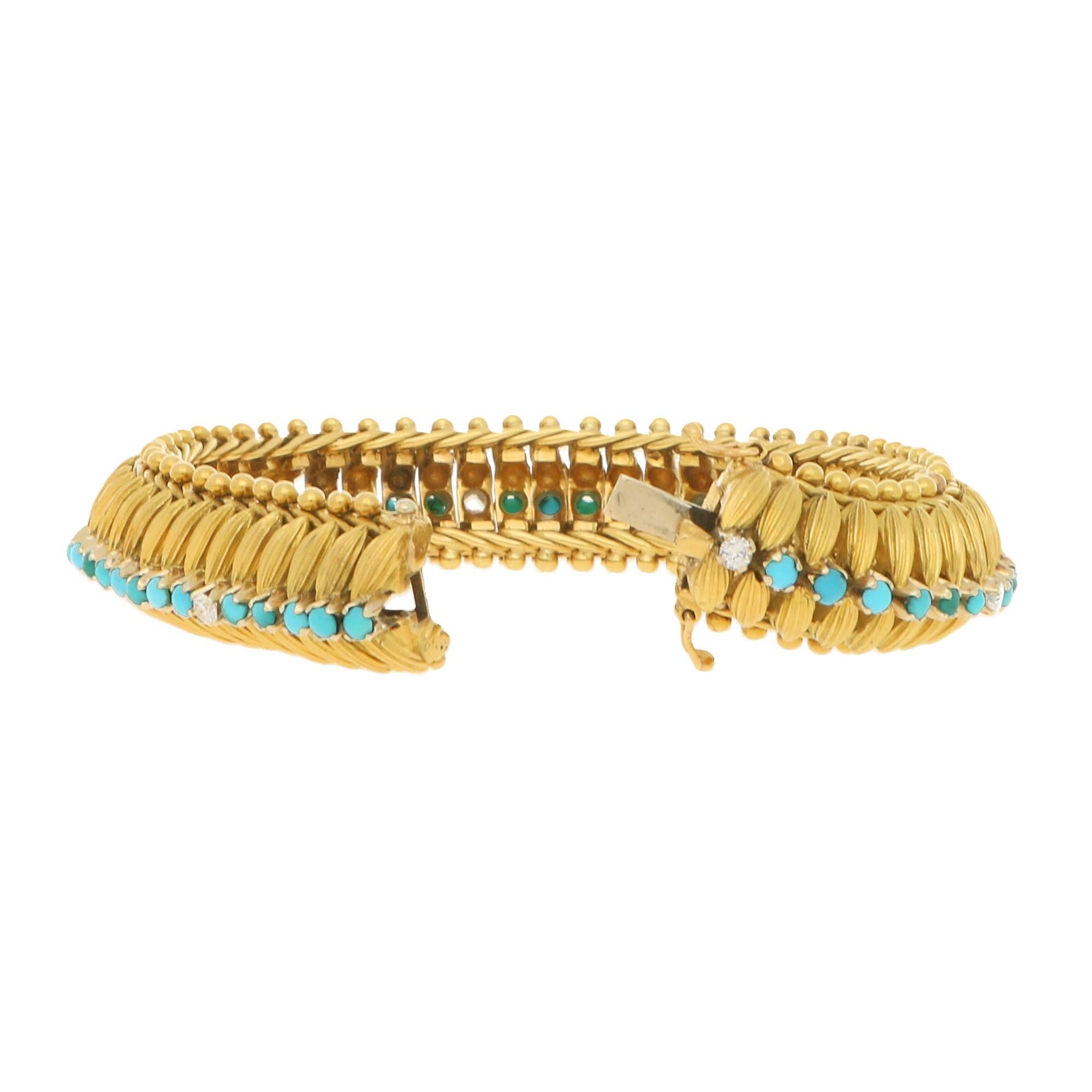 Round Cut Vintage 1960s Turquoise and Diamond Bracelet in 18 Carat Yellow Gold 0.30 Carat