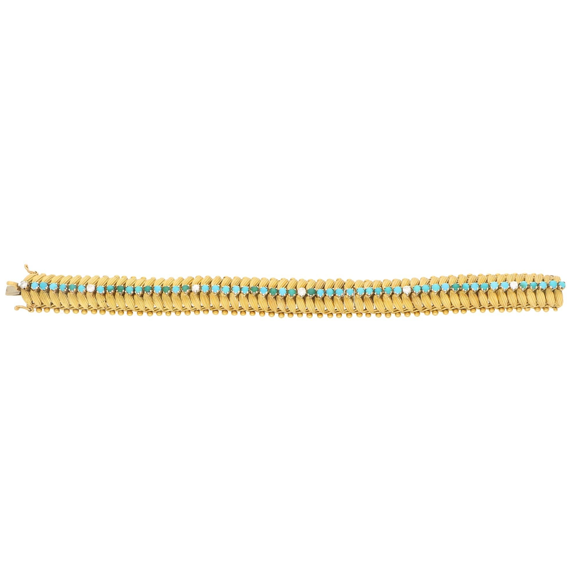 Women's or Men's Vintage 1960s Turquoise and Diamond Bracelet in 18 Carat Yellow Gold 0.30 Carat