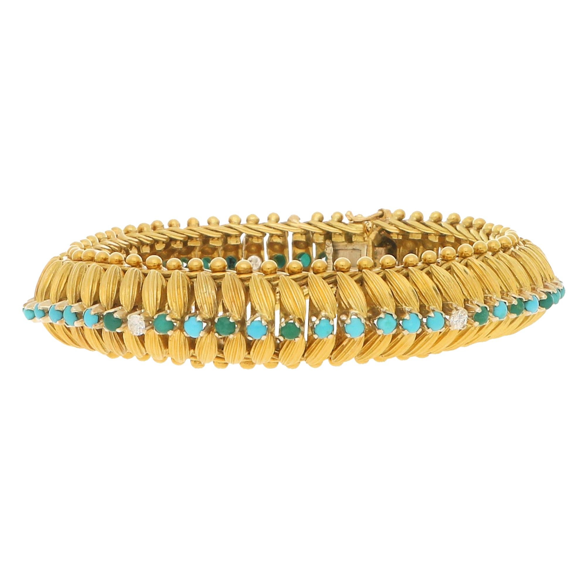 Vintage 1960s Turquoise and Diamond Bracelet in 18 Carat Yellow Gold 0.30 Carat