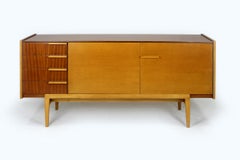 Buffet vintage Up & Up des années 1960 en acajou et placage de frêne, entièrement restauré