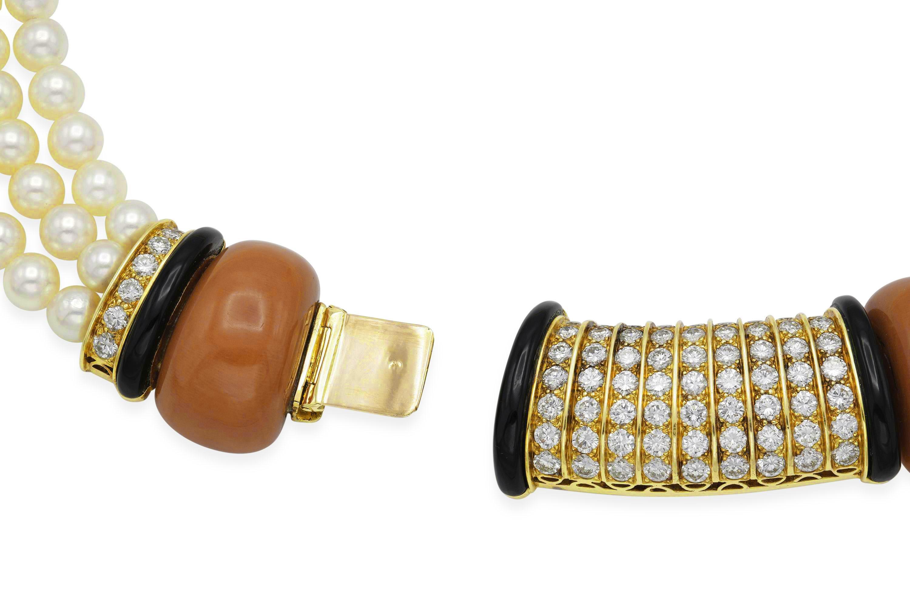 Women's Vintage 1960s Van Cleef & Arpels Pearl Necklace with Coral Onyx and Diamonds For Sale