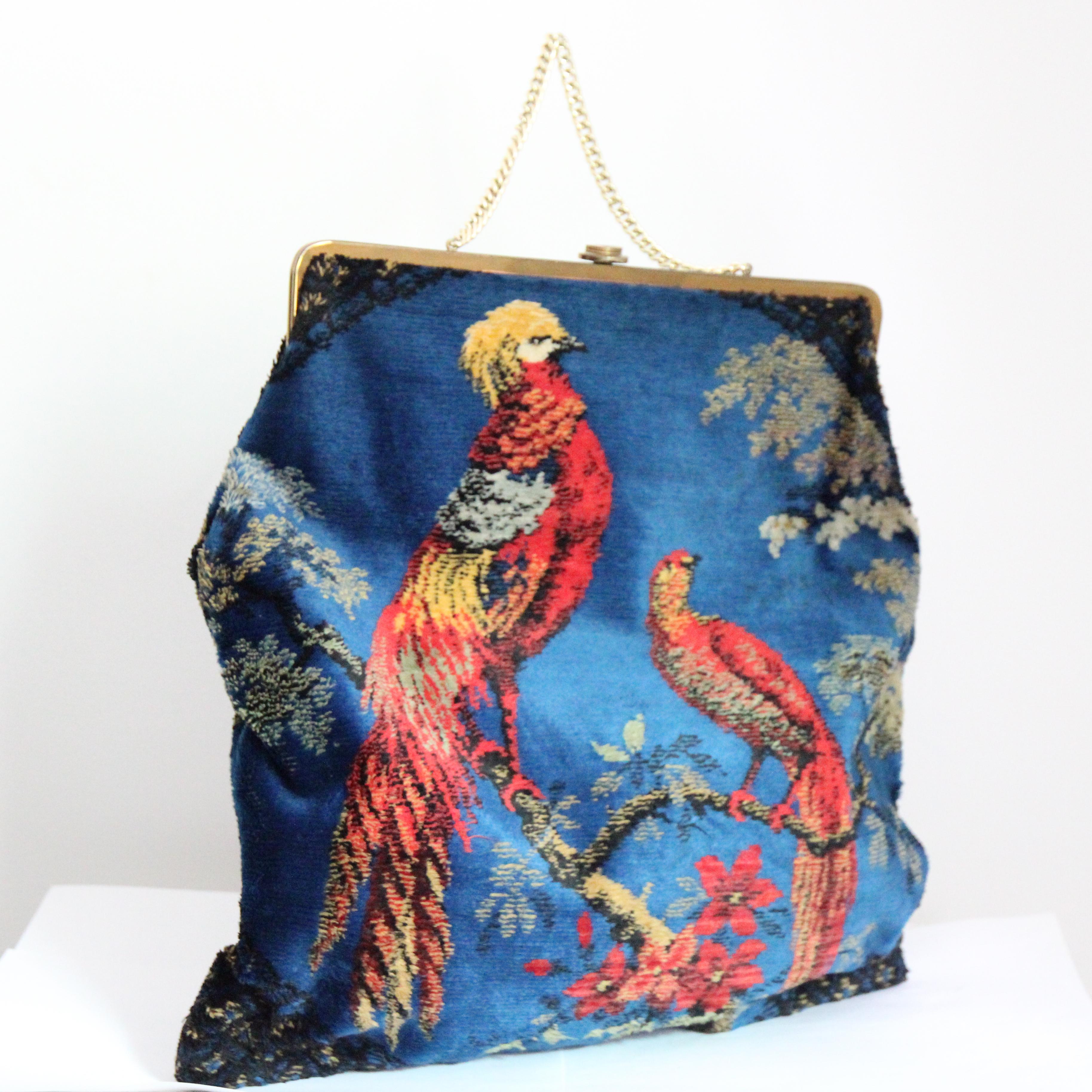 Vintage 1960's Velvet Handtasche vintage 1960s Aussage Samt Vogel Handtasche im Zustand „Gut“ im Angebot in Cheltenham, GB