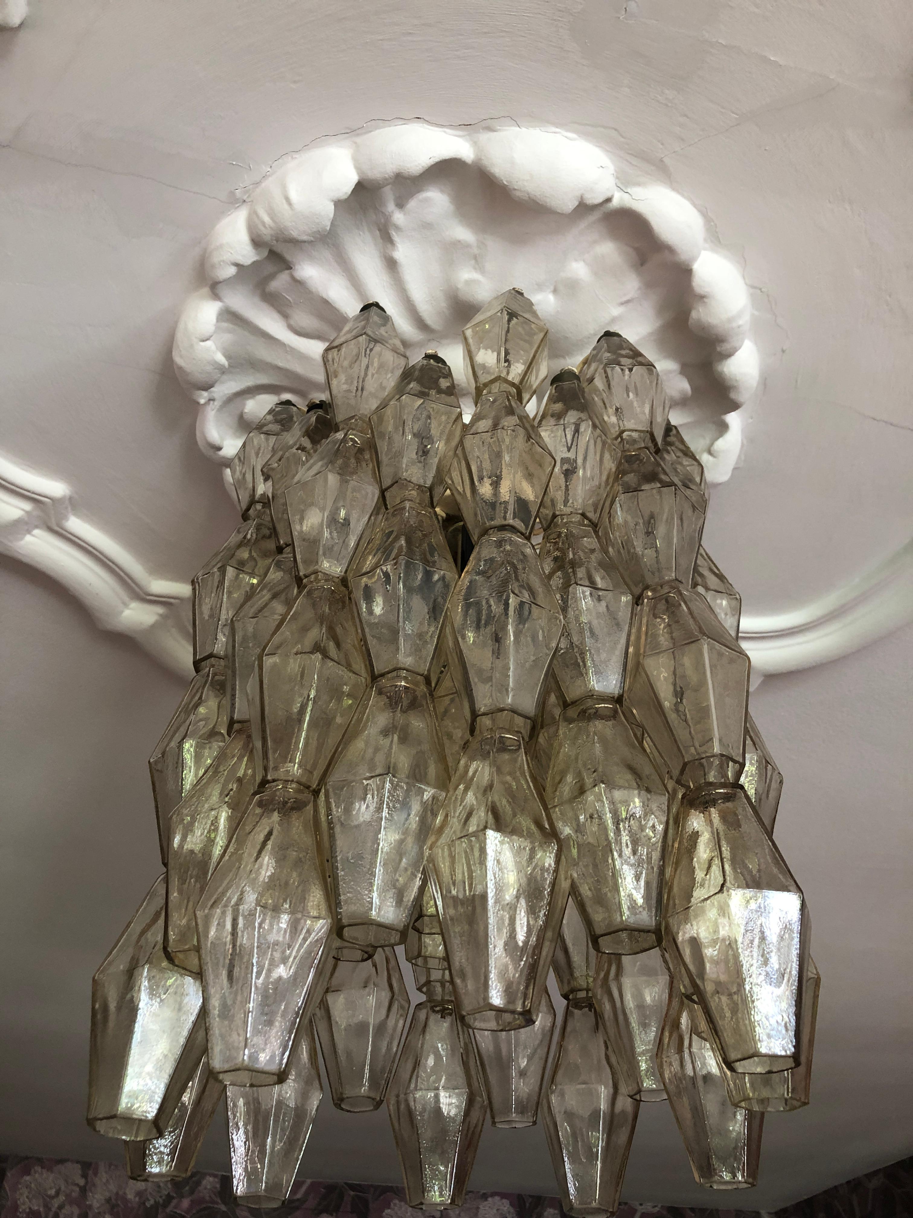Vintage 1960s Venini Polyhedral Chandelier in Champagne Colored Blown Glass 4
