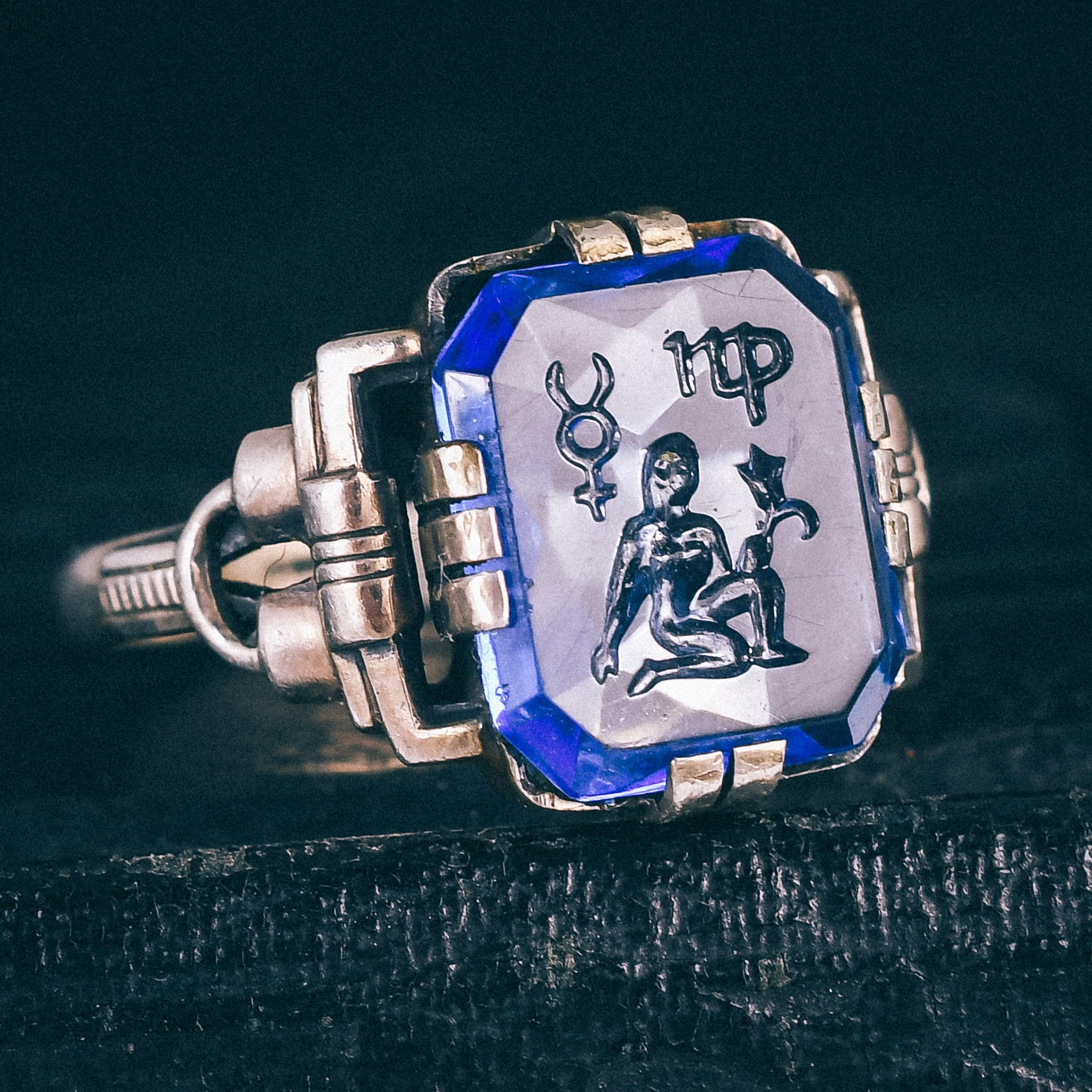 Vintage 1960s Virgo Zodiac Intaglio Signet Ring In Good Condition For Sale In Sale, Cheshire