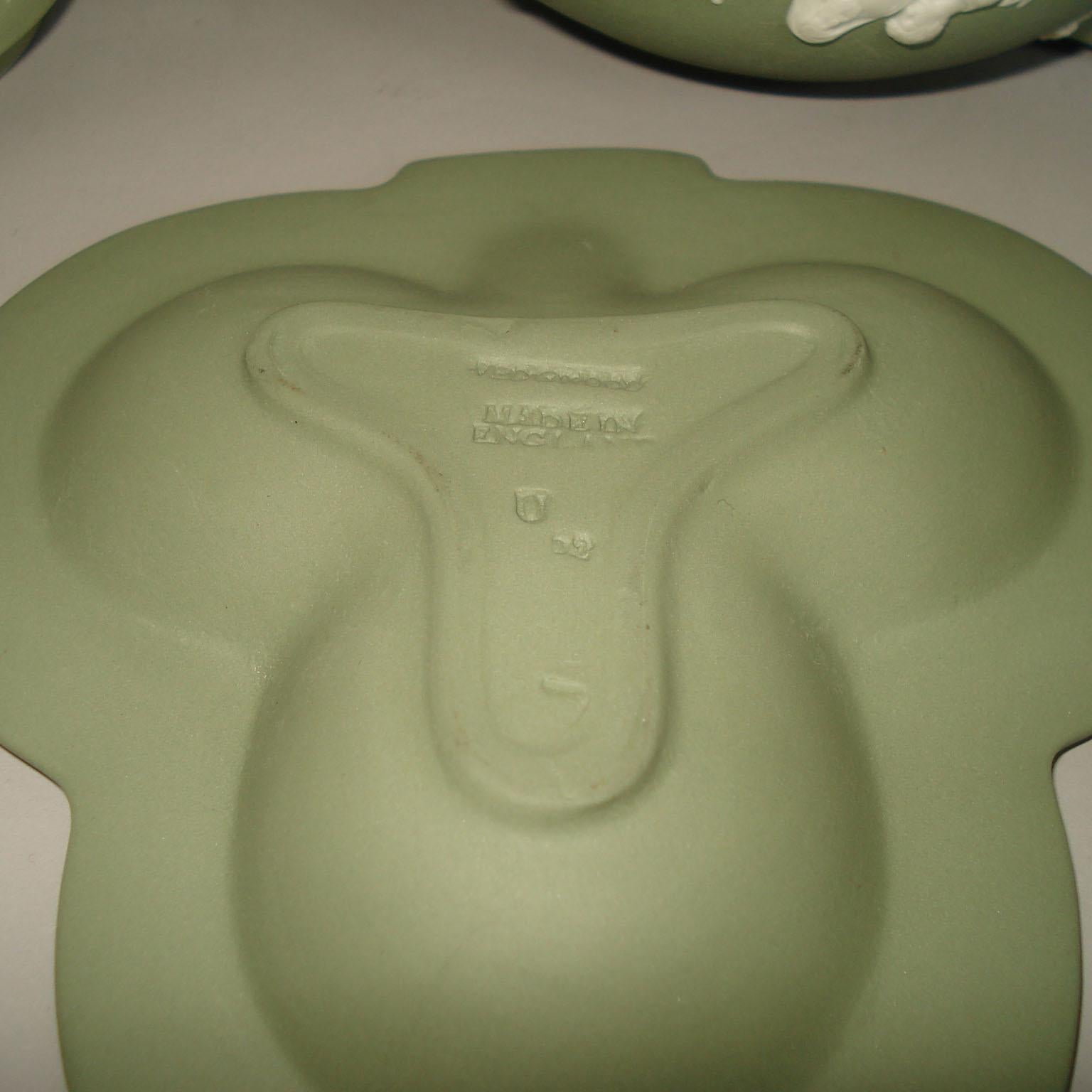 Vintage 1960s Wedgwood Jasperware Cream on Celadon Collection 3