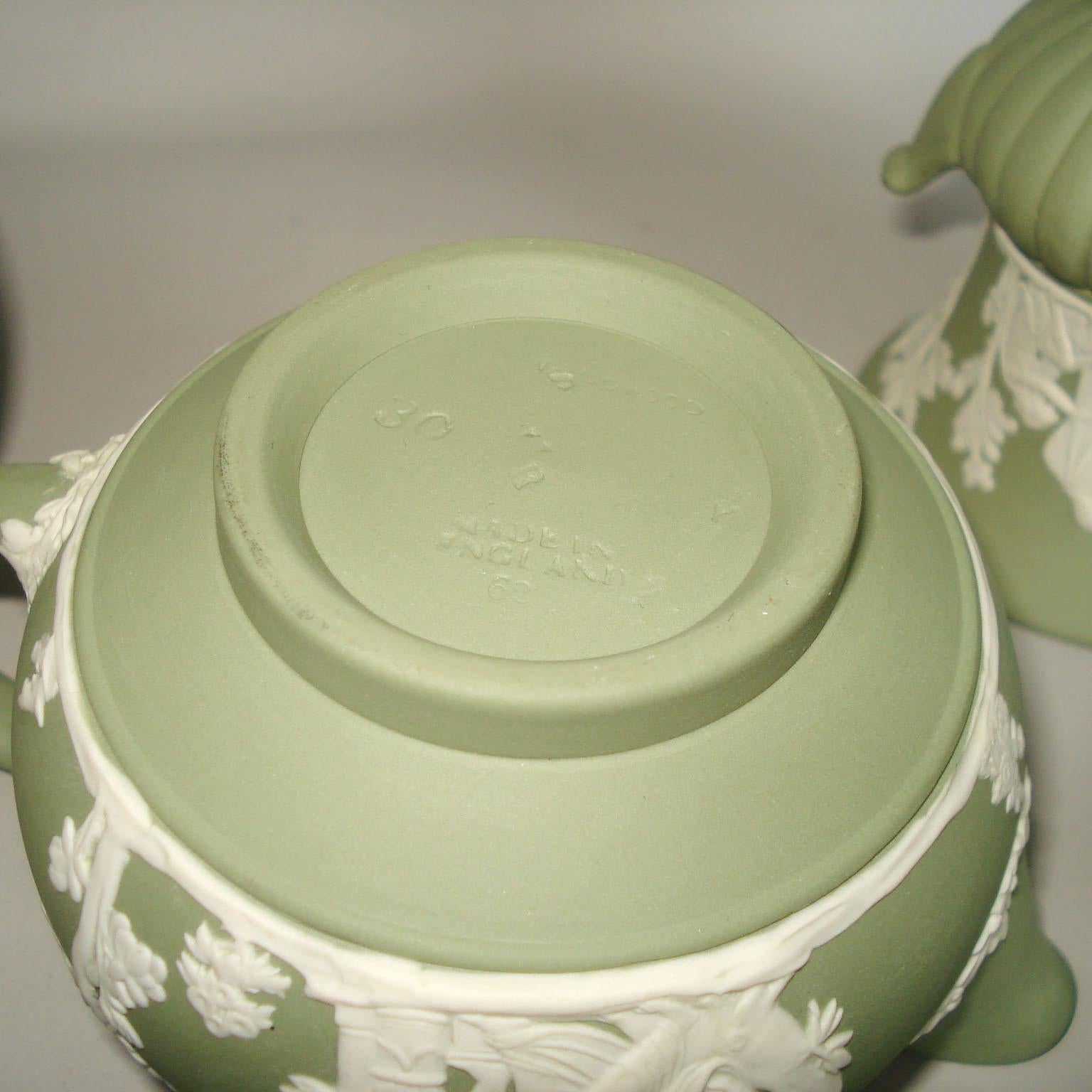 Vintage 1960s Wedgwood Jasperware Cream on Celadon Collection 5