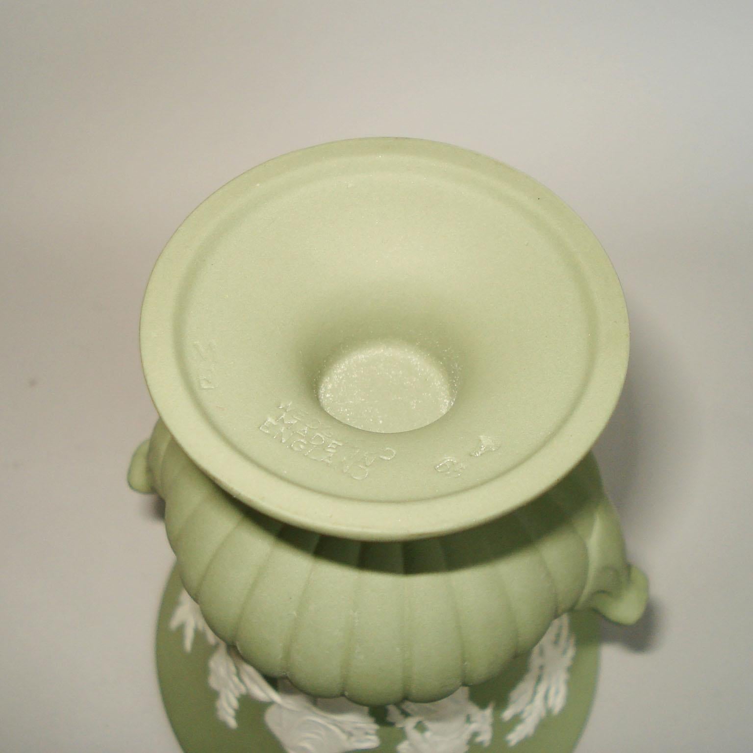 Vintage 1960s Wedgwood Jasperware Cream on Celadon Collection 6