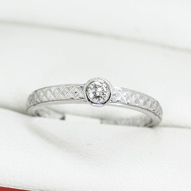 Vintage 1960's White Gold Solitaire Engagement Ring For Sale 11
