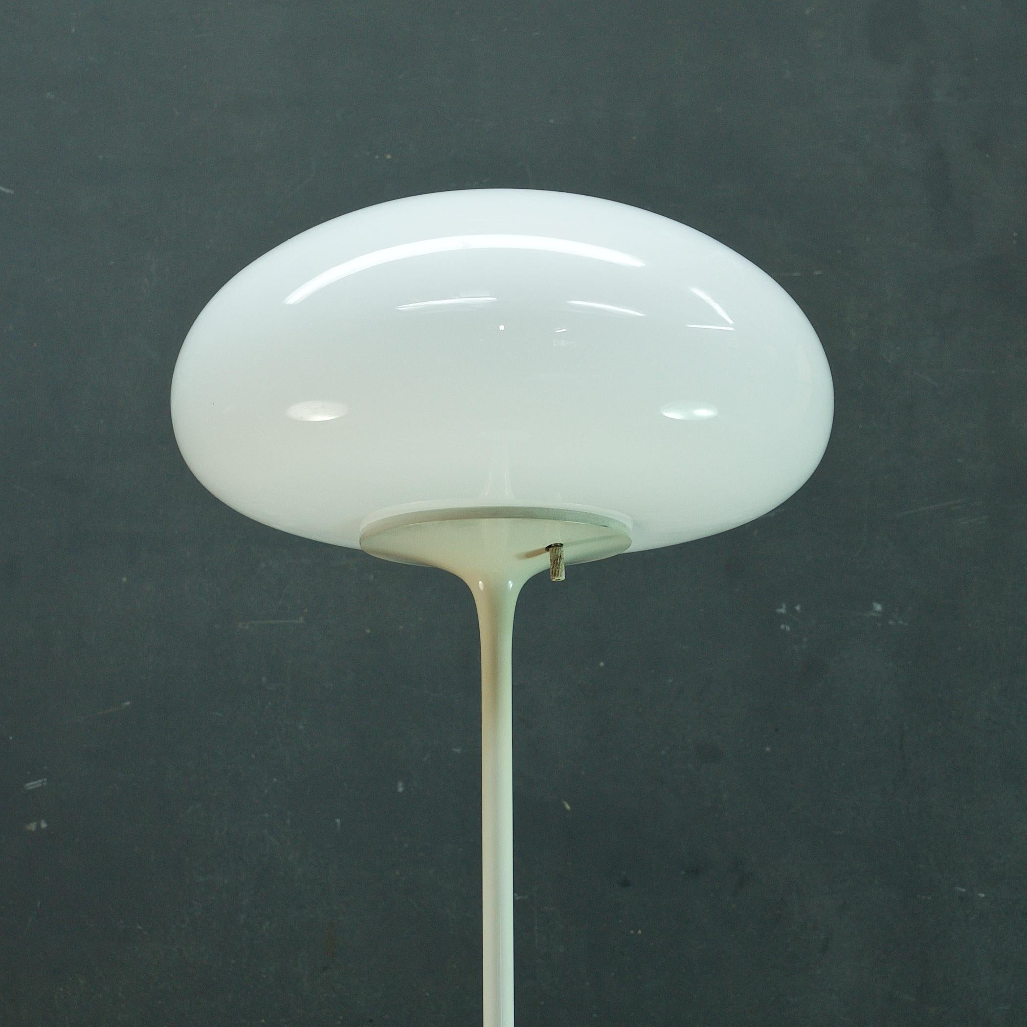 Cast Vintage 1960s White Stemlite Mushroom Floor Lamp Bill + Jackie Curry Design-Line