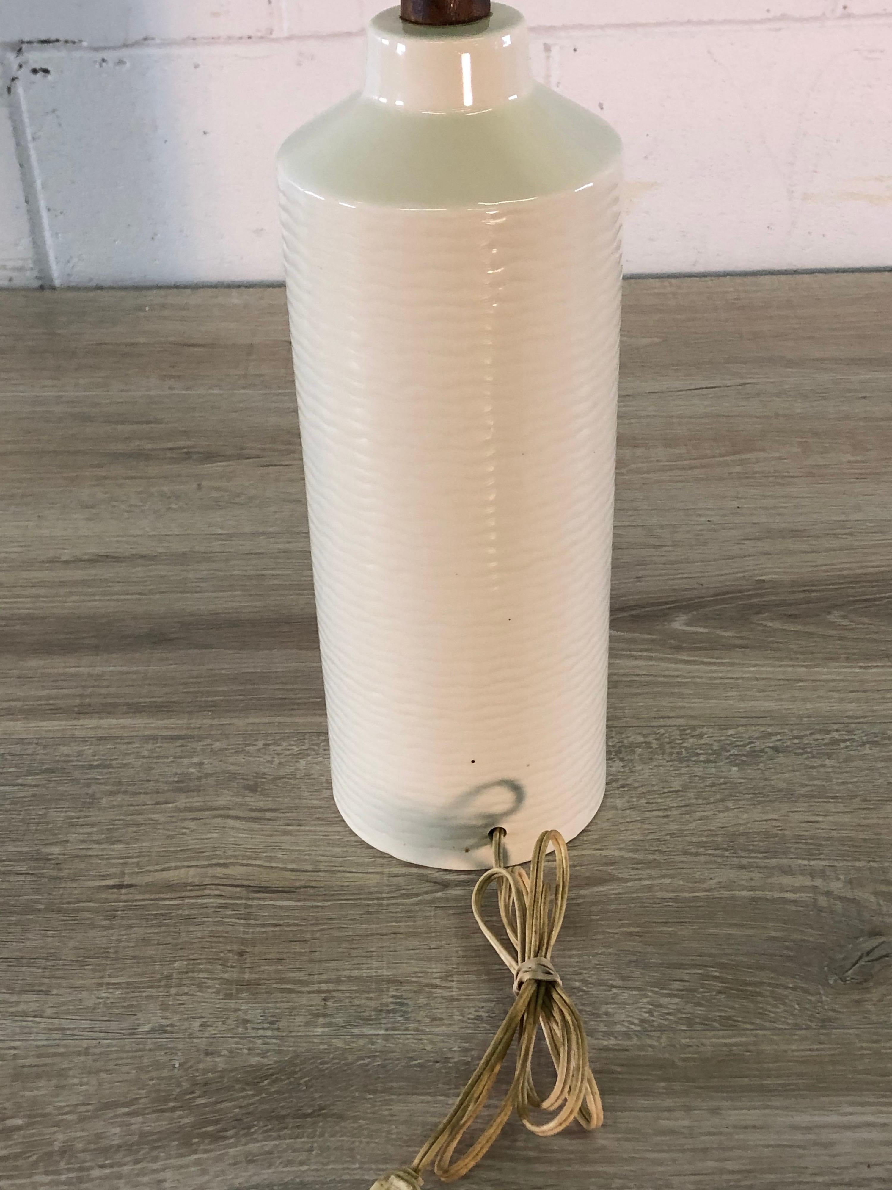 Vintage 1960s White Textured Ceramic Table Lamp 2