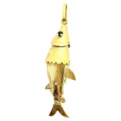 Vintage 1960s Yellow Gold & Emerald Articulating Fish Charm, Pendant