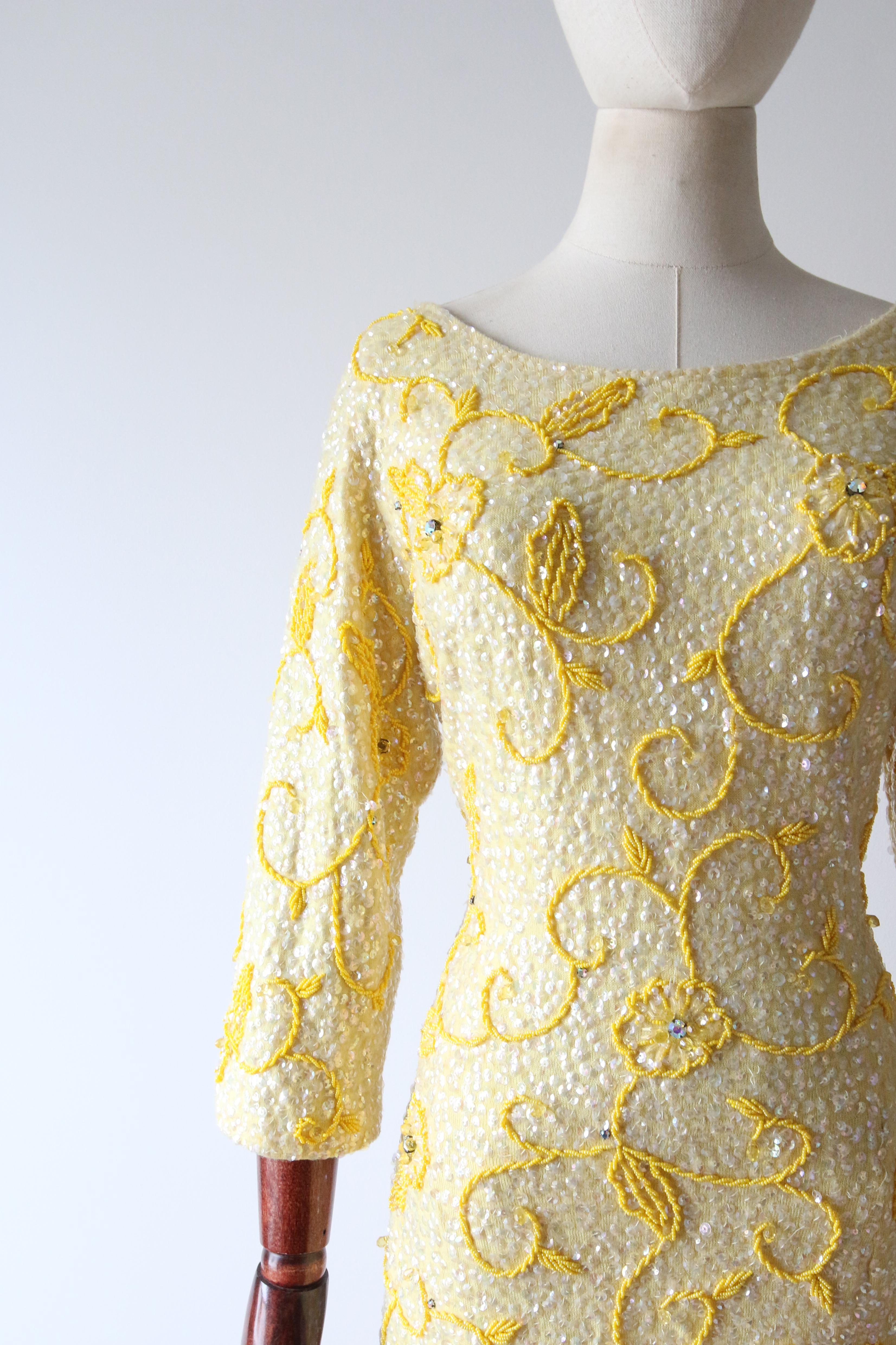 Vintage 1960's yellow sequin beaded cocktail dress wiggle dress UK 12 US 8  In Good Condition For Sale In Cheltenham, GB