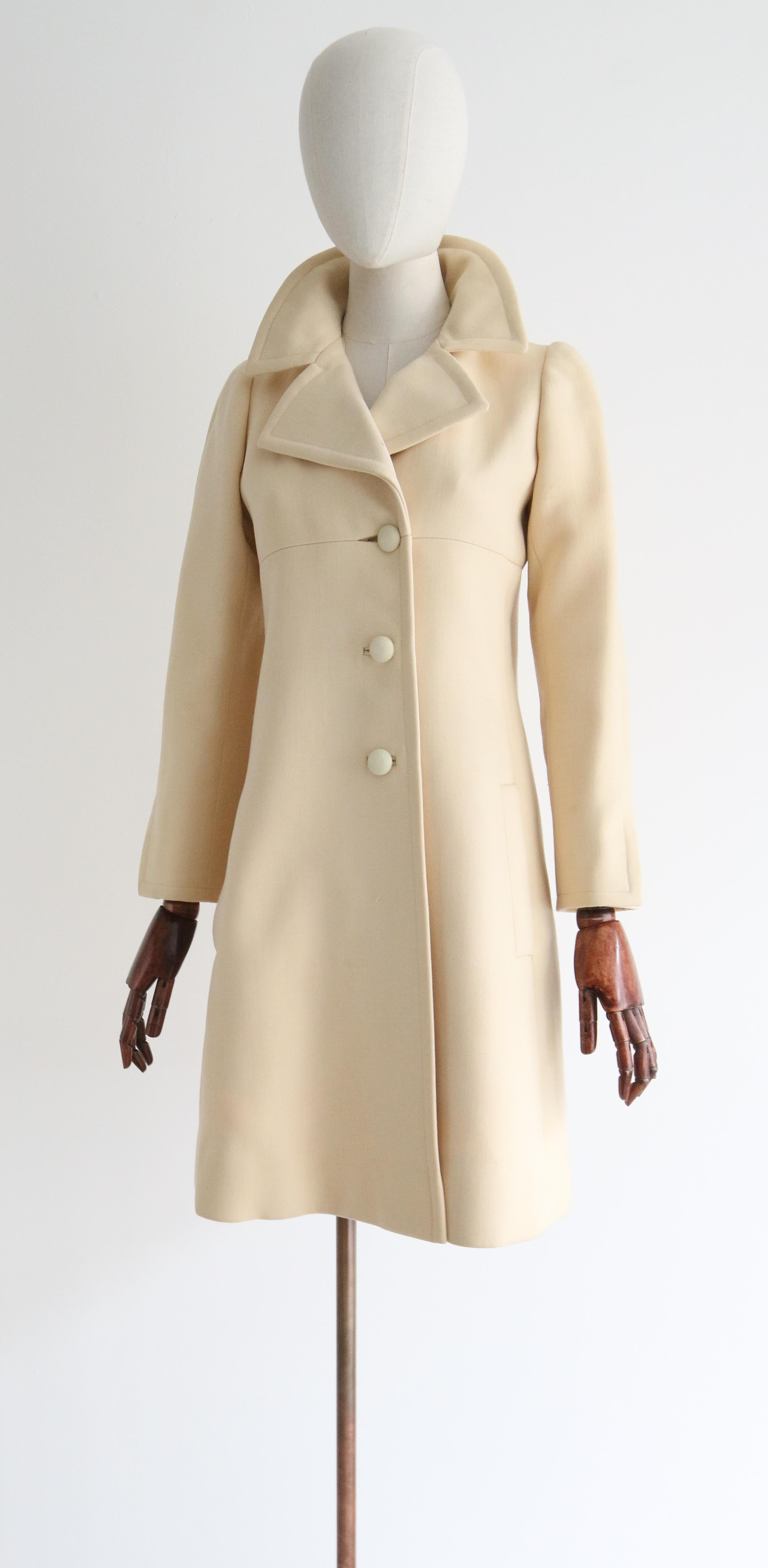 Vintage 1960's Yves Saint Laurent Wool Coat UK 8 US 4 For Sale 2