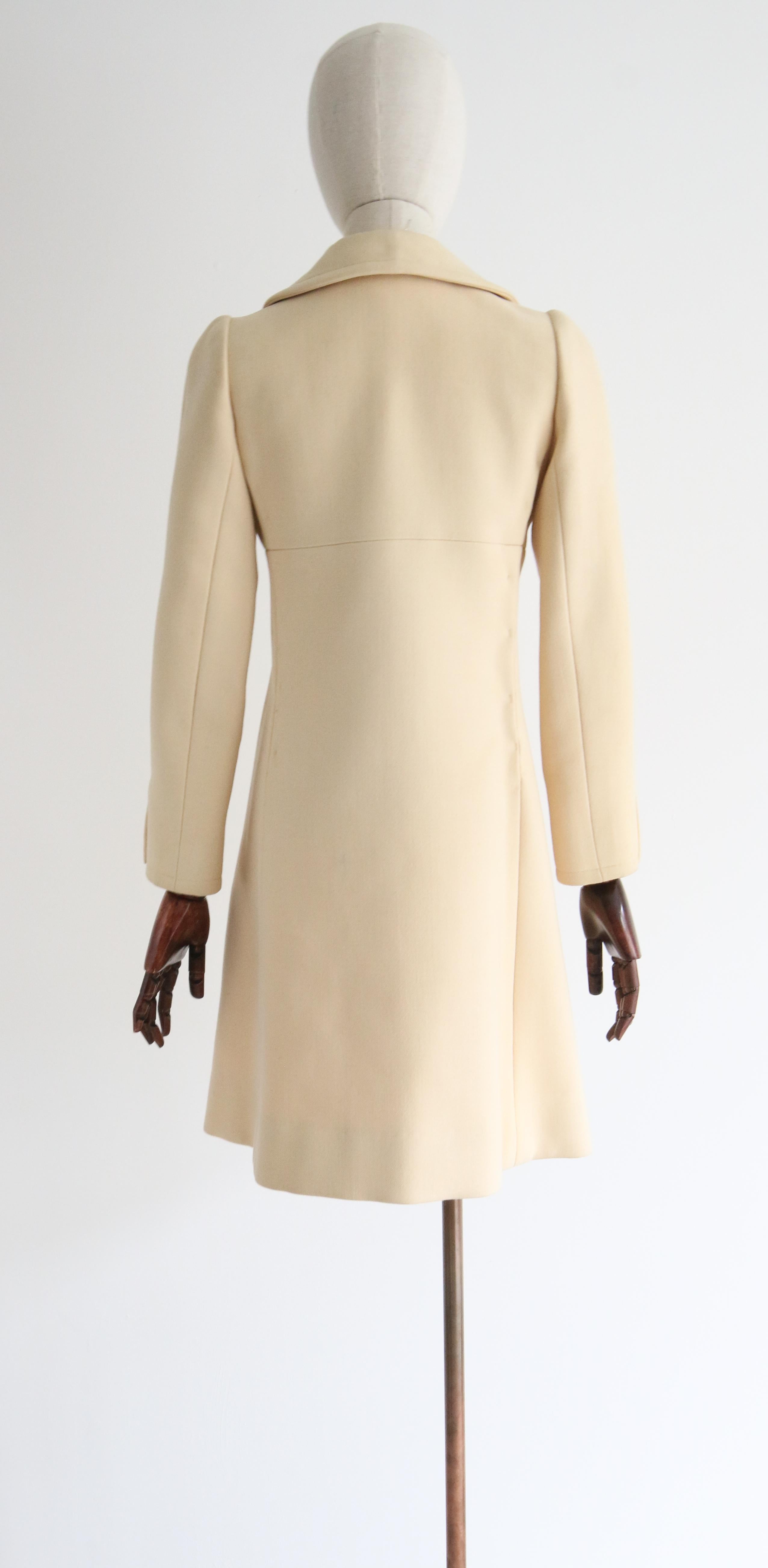 Yves Saint Laurent - Manteau en laine vintage des années 1960, taille UK 8 US 4 en vente 2