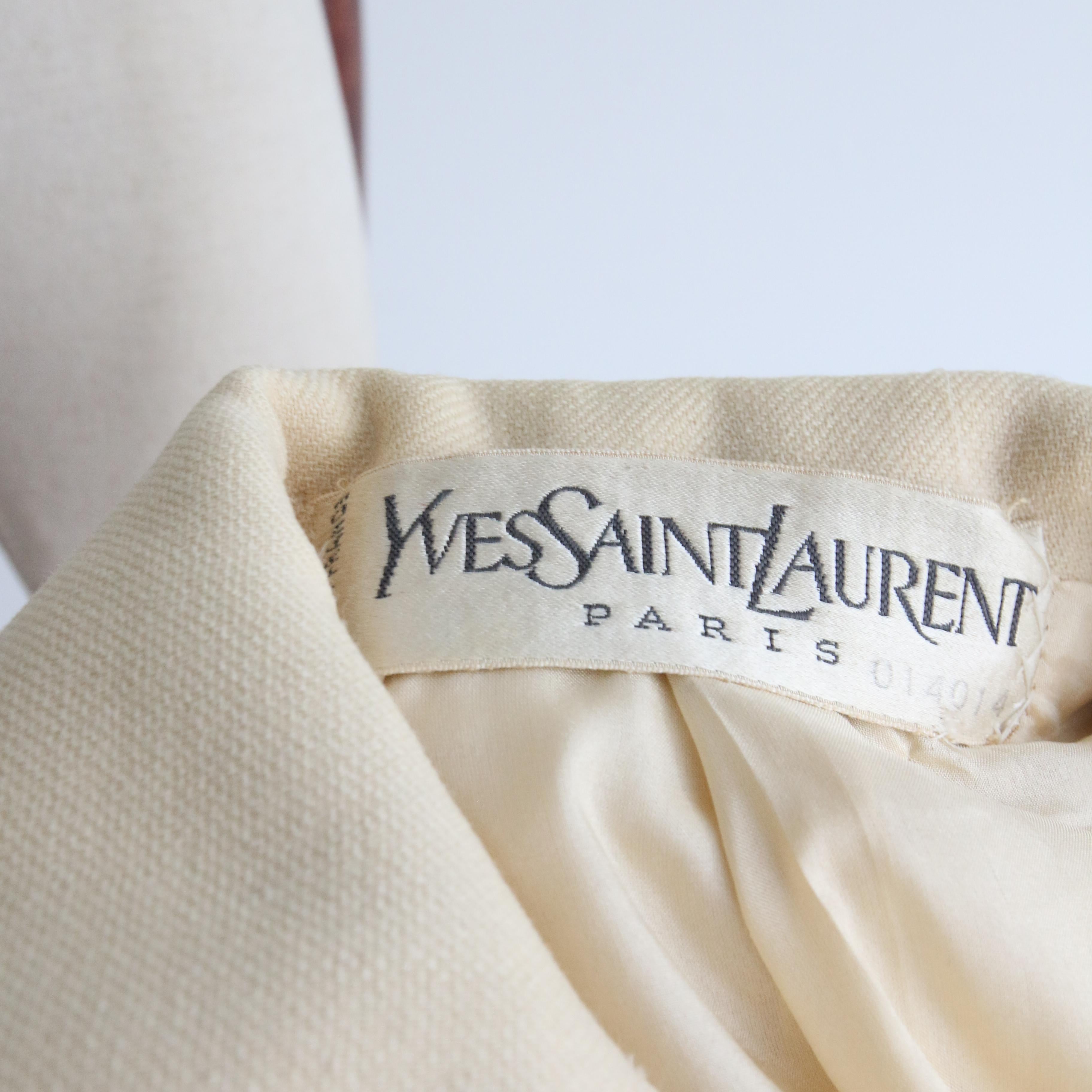 Yves Saint Laurent - Manteau en laine vintage des années 1960, taille UK 8 US 4 en vente 3