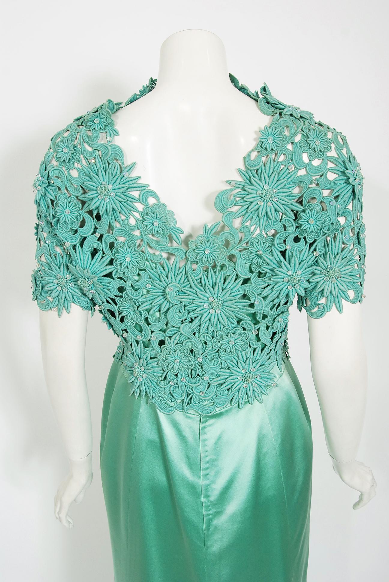Vintage 1962 Nina Ricci Couture Seafoam Blue Green Beaded Lace Satin Fitted Gown 4