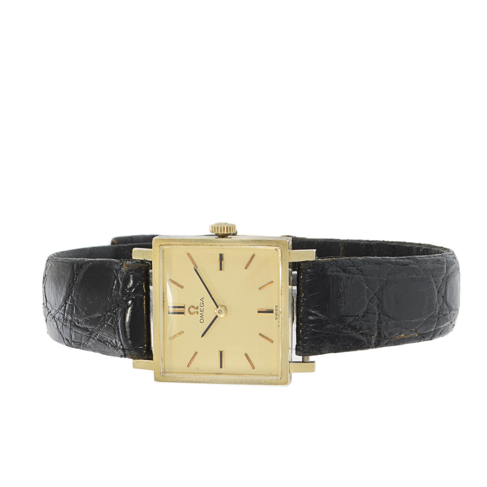 da uomo o donna Vintage 1963 Orologio Omega in oro giallo 14KT in vendita