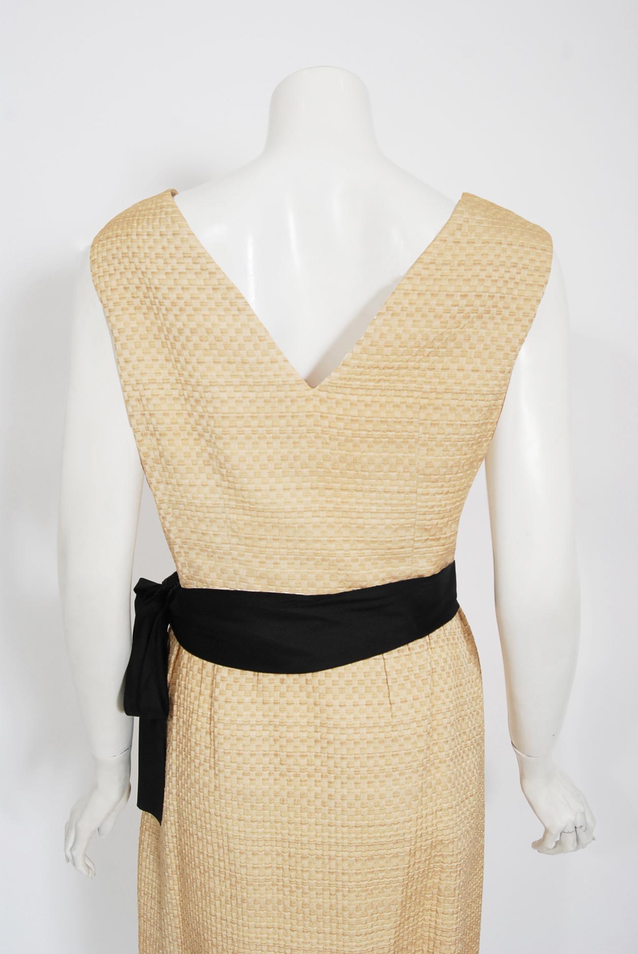 Vintage 1965 Balenciaga Haute Couture Beige Silk Sash-Bow Dress and Jacket Set 5