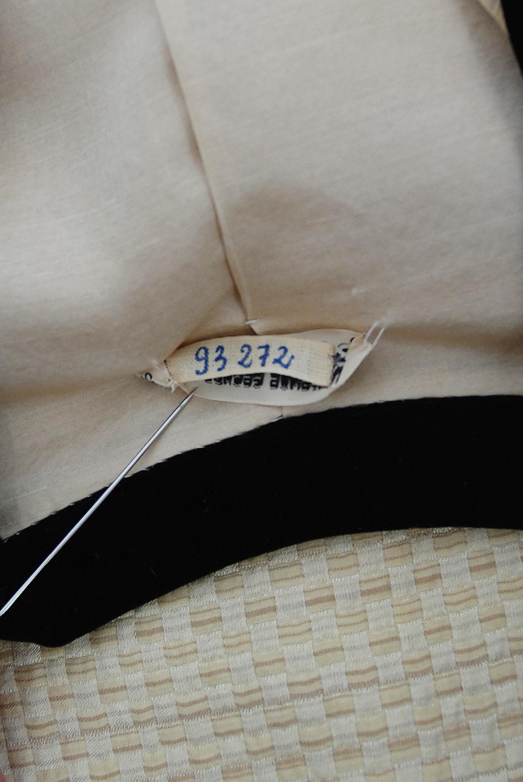 Vintage 1965 Balenciaga Haute Couture Beige Silk Sash-Bow Dress and Jacket Set 7
