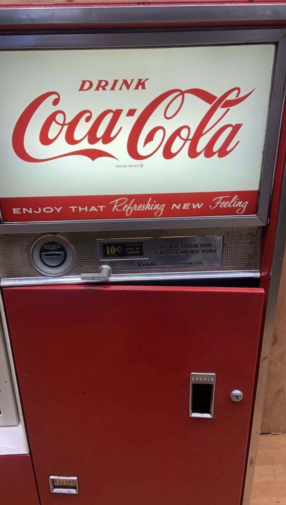 vendo coke machine