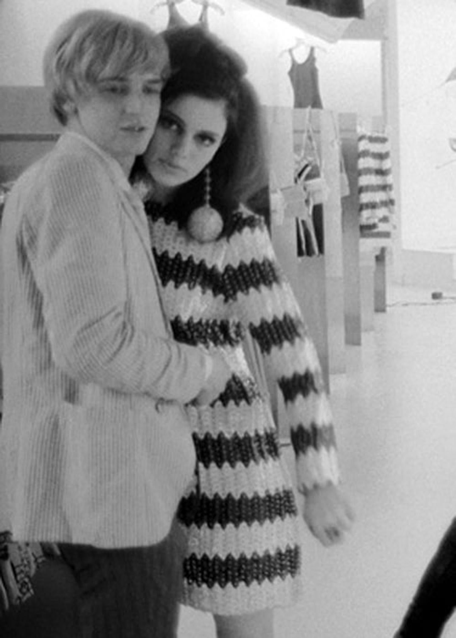 Vintage 1966 Betsey Johnson für Paraphernalia Dokumentierte Pailletten Mod Mini Kleid Damen im Angebot
