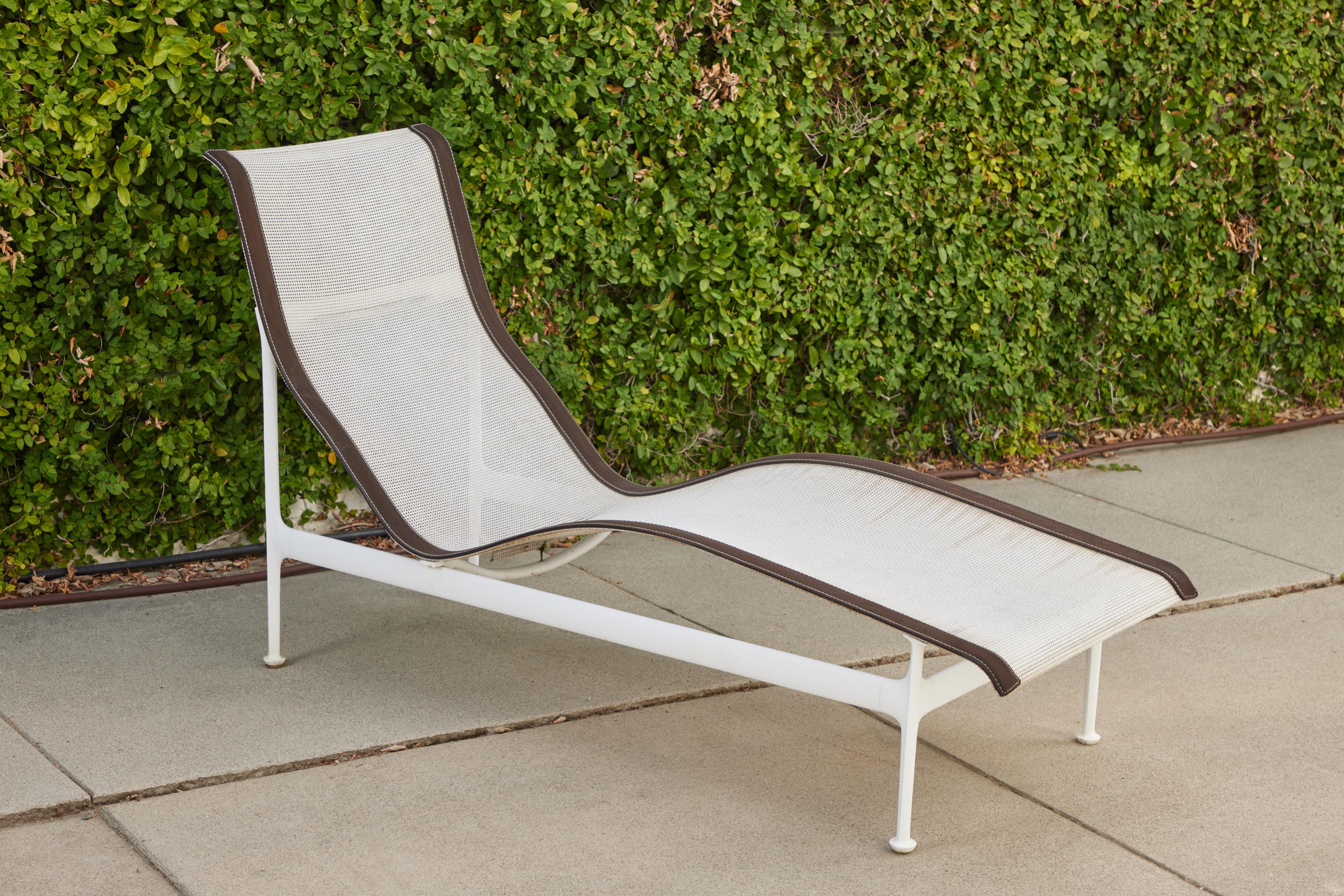 Vintage 1966 Richard Schultz Outdoor Contour Chaise Lounge for Knoll In Good Condition In Glendale, CA