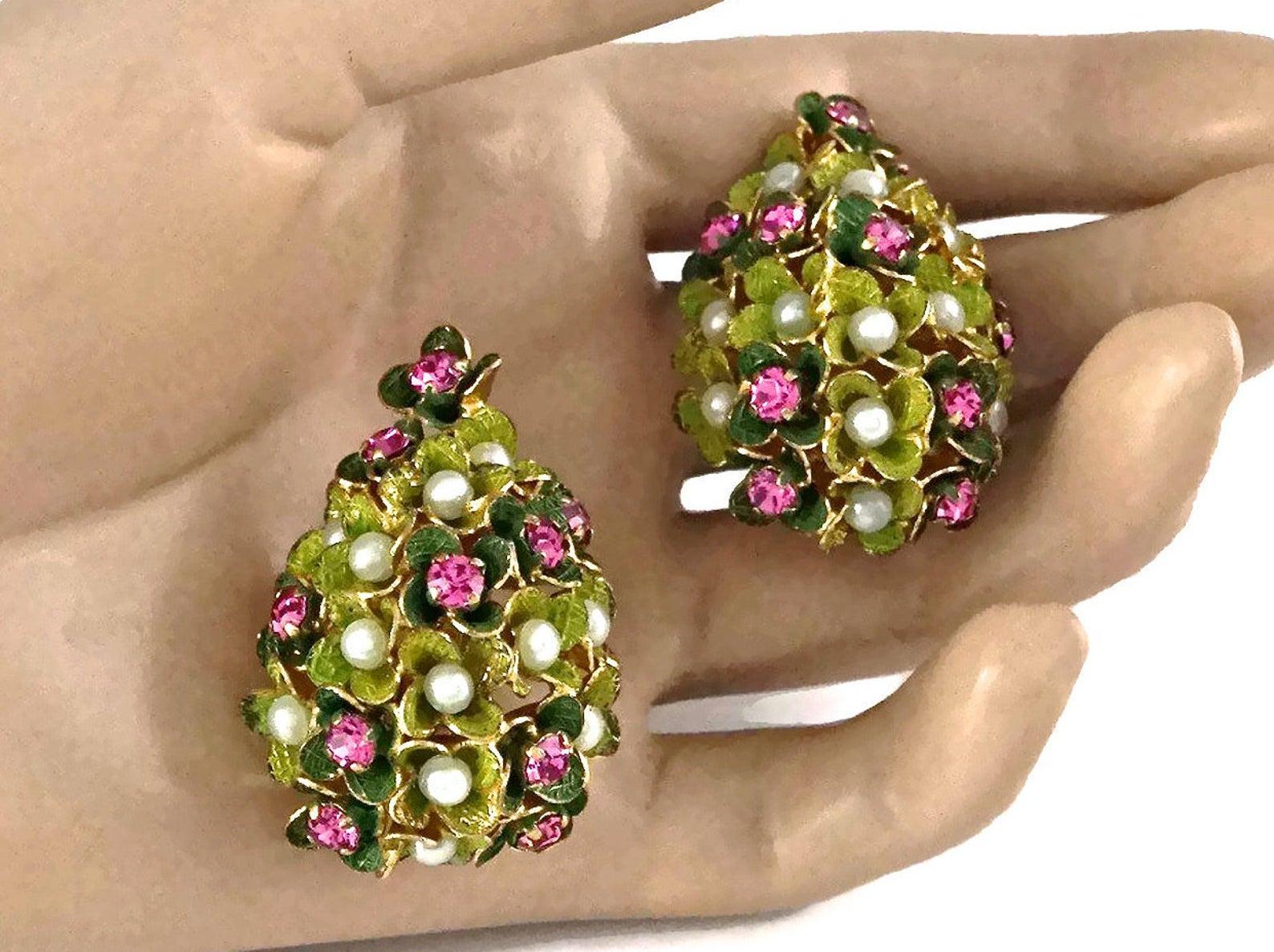 Vintage 1967 CHRISTIAN DIOR Cluster Enamel Flower Pearl Rhinestone Earrings 5