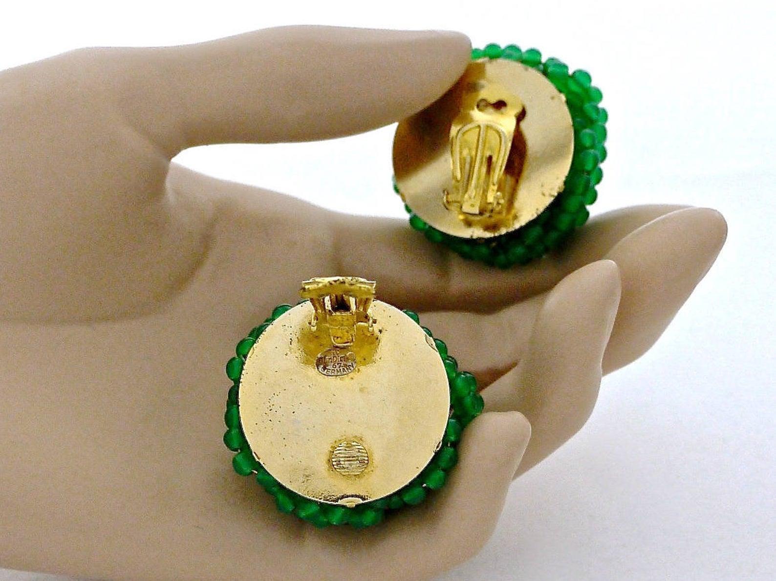 Vintage 1967 CHRISTIAN DIOR Knotted Emerald Glass Beads Earrings For Sale 3