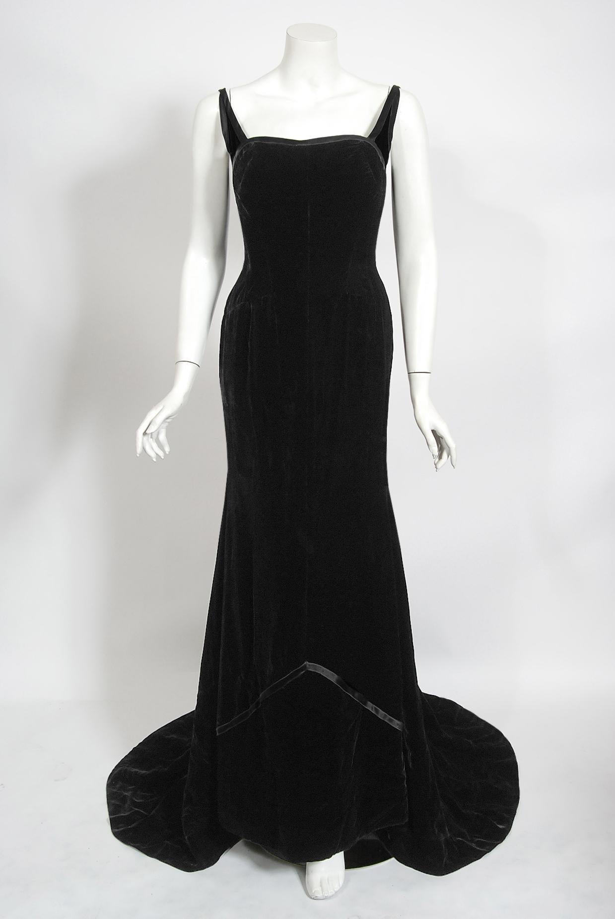 Vintage 1967 Don Loper Couture For Barbra Streisand Black Hourglass Gown & Hat 3