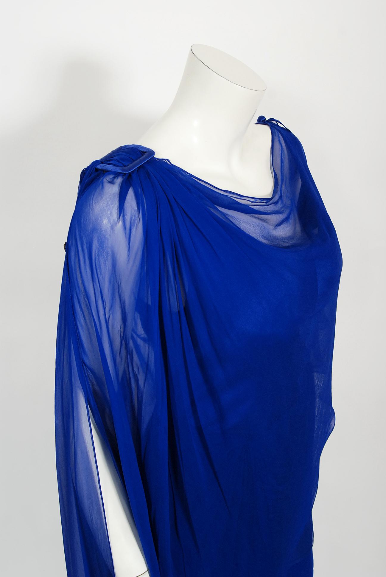Women's Vintage 1967 Givenchy Haute Couture Cobalt Blue Draped Silk Chiffon Caftan Gown For Sale