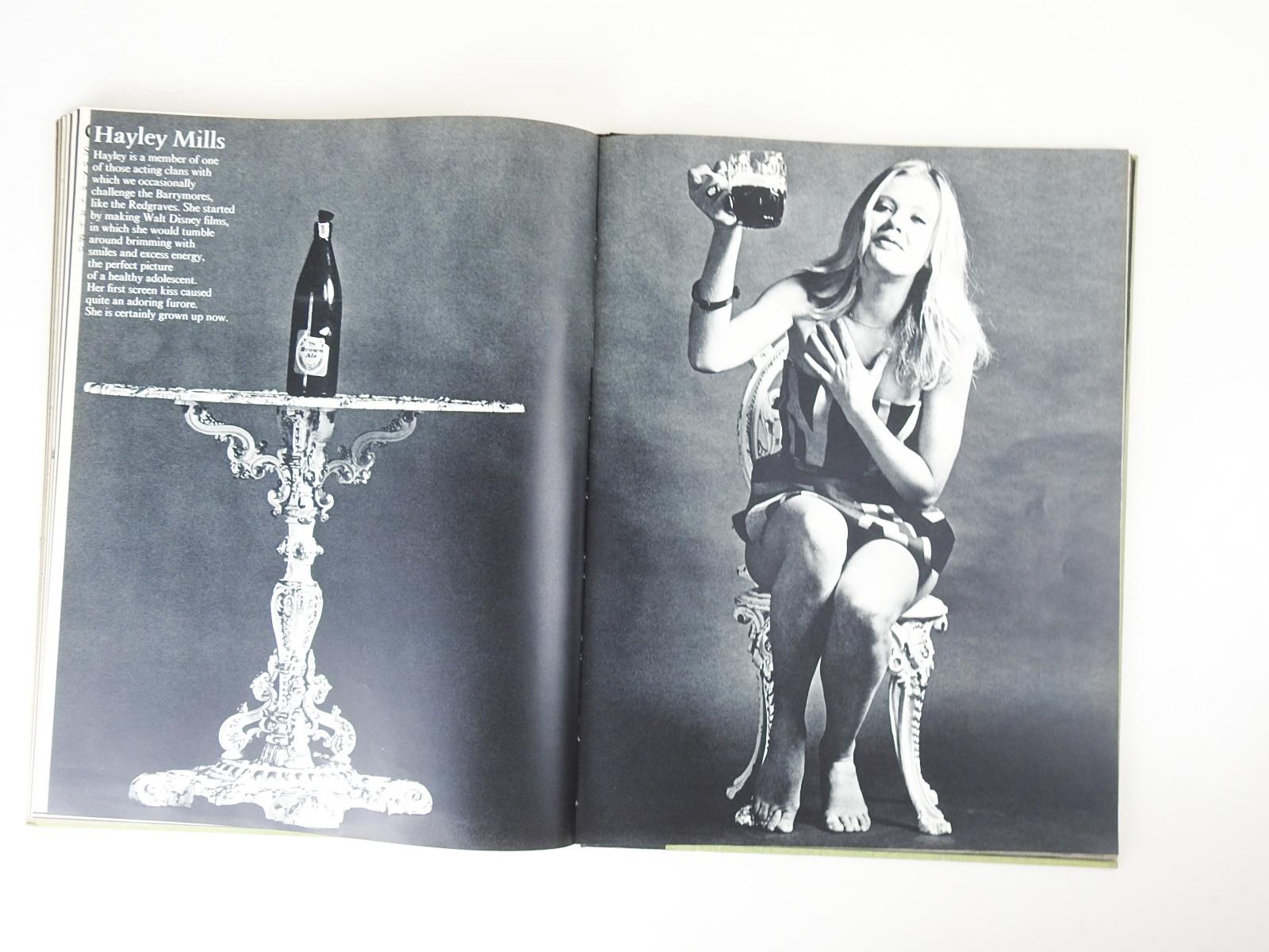 Vintage 1967 John Greens Birds of Britain Portrait Photographs Book For Sale 5
