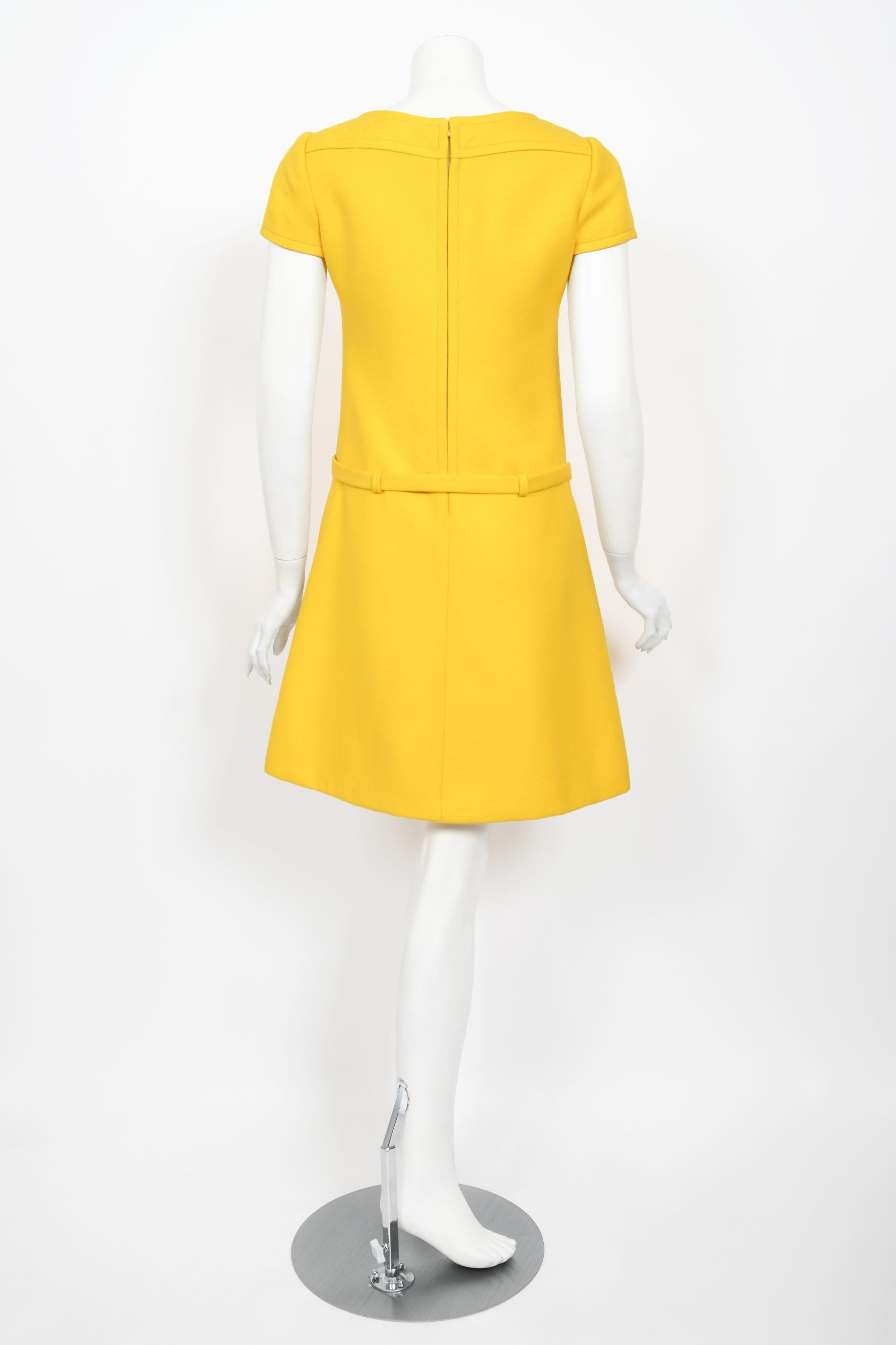 Vintage 1968 André Courrèges Paris Couture Yellow Wool Belt Space-Age Mod Dress 9
