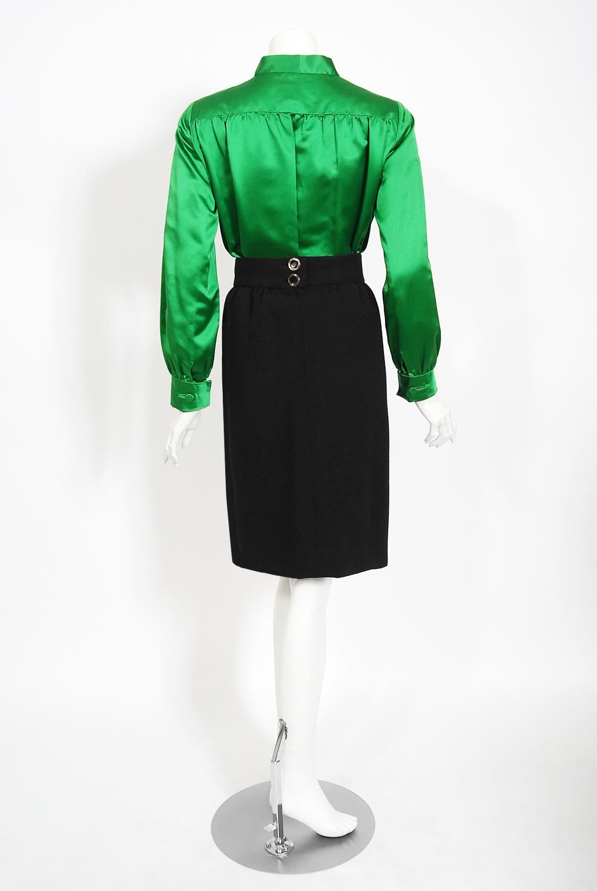 Vintage 1960s Burke Amey Couture Black Wool Green Silk Appliqué 3-Piece Mod Suit For Sale 8