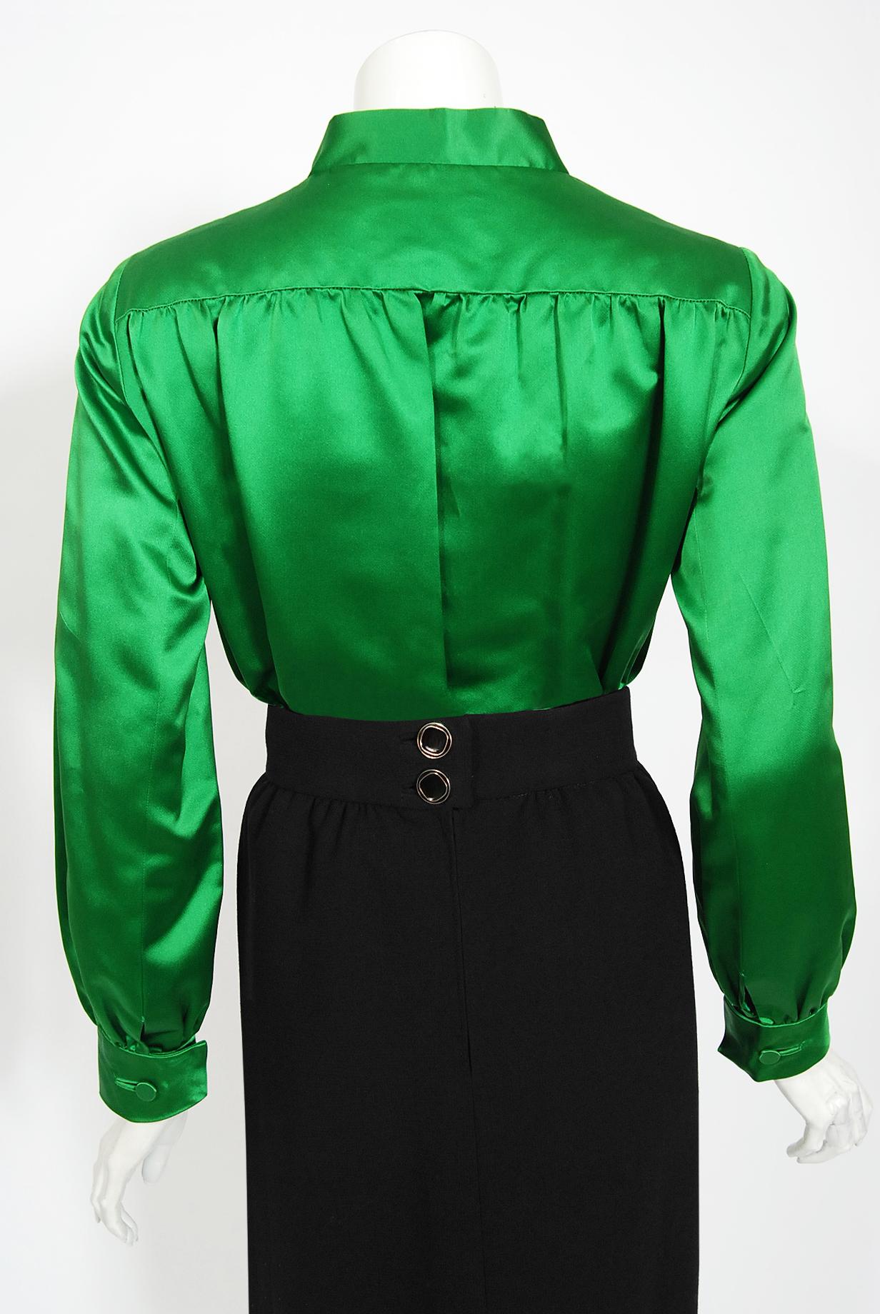 Vintage 1960s Burke-Amey Couture Black Wool Green Silk Appliqué 3-Pieces Mod Suit en vente 8