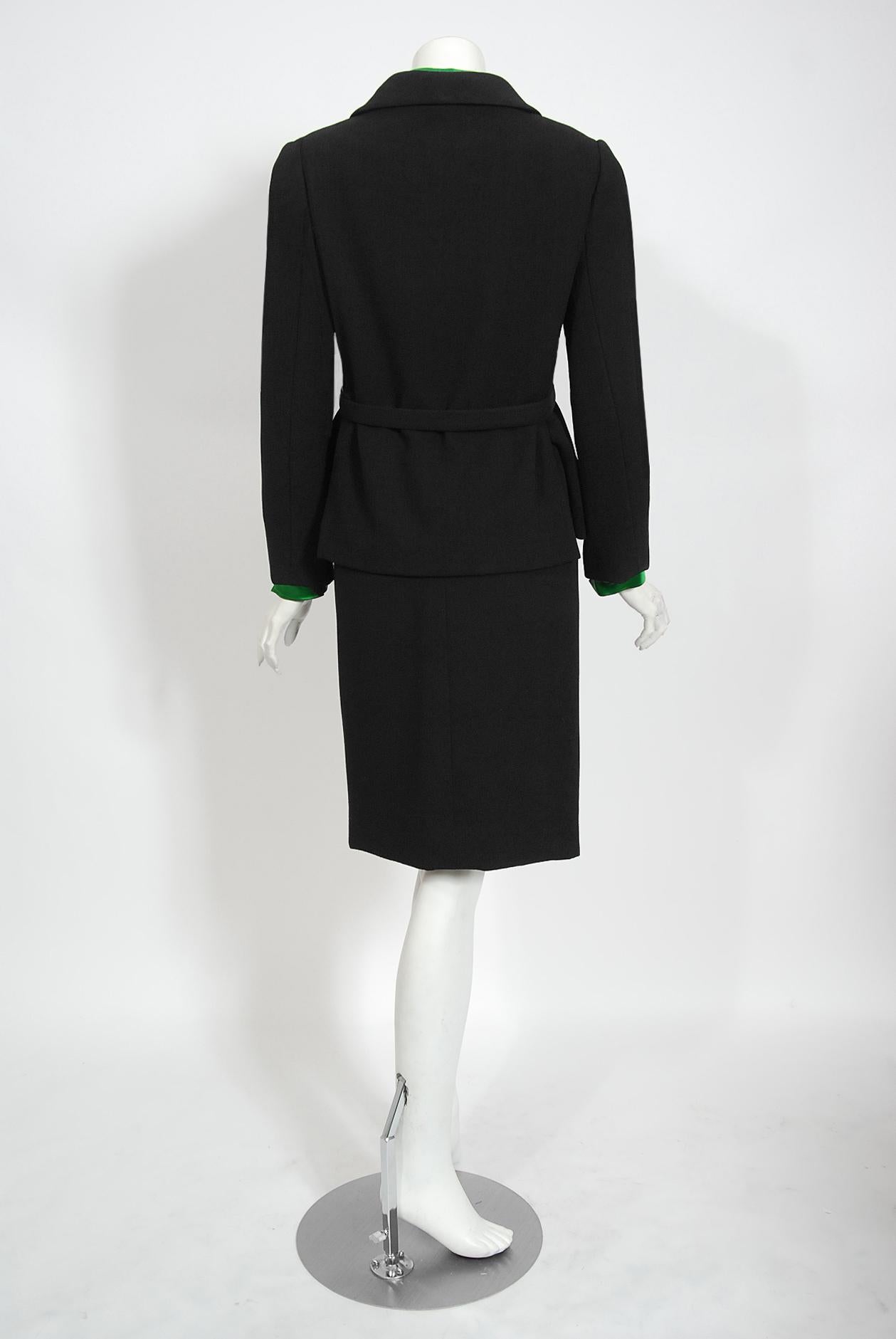 Vintage 1960s Burke Amey Couture Black Wool Green Silk Appliqué 3-Piece Mod Suit For Sale 10