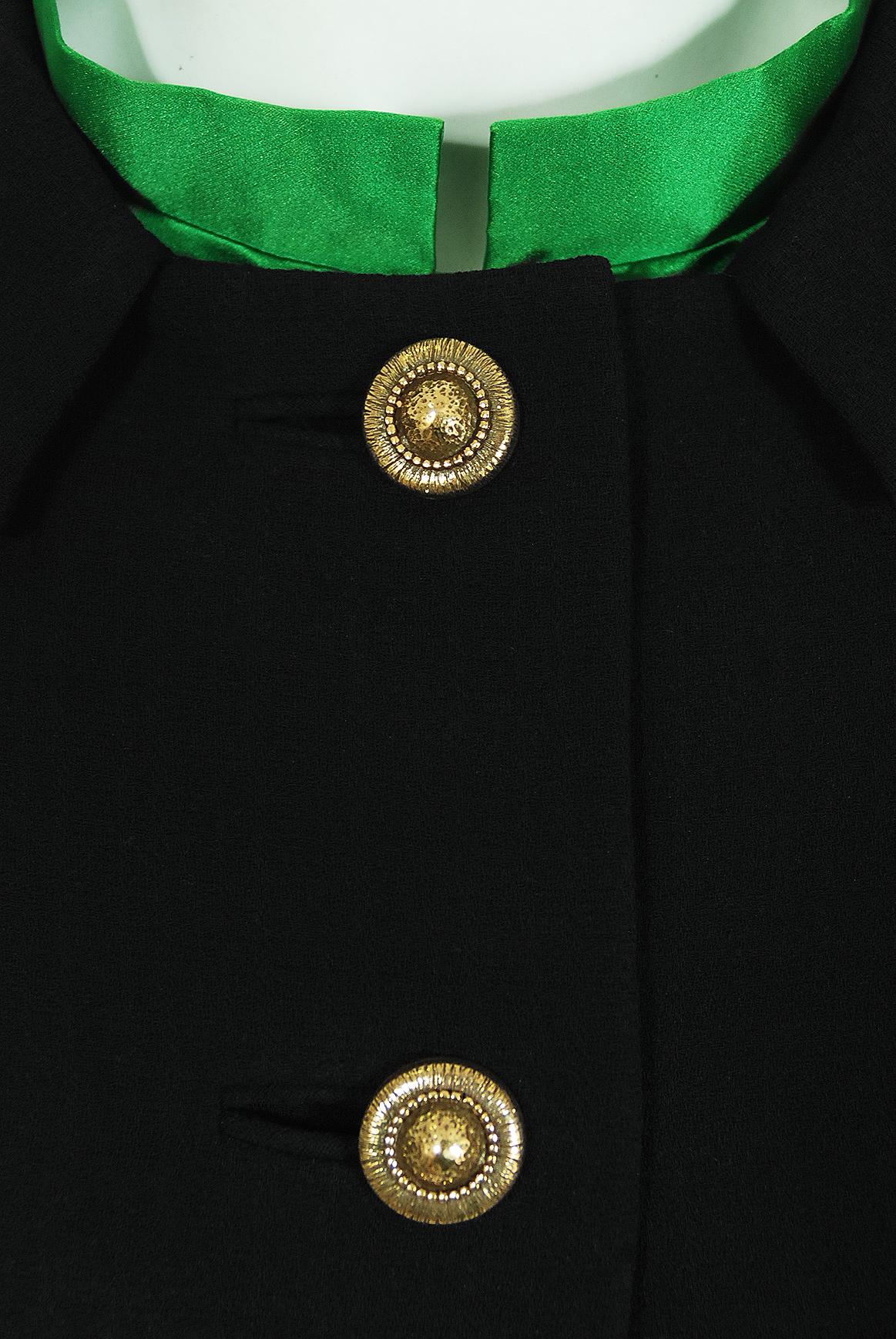 Vintage 1960s Burke Amey Couture Black Wool Green Silk Appliqué 3-Piece Mod Suit For Sale 1