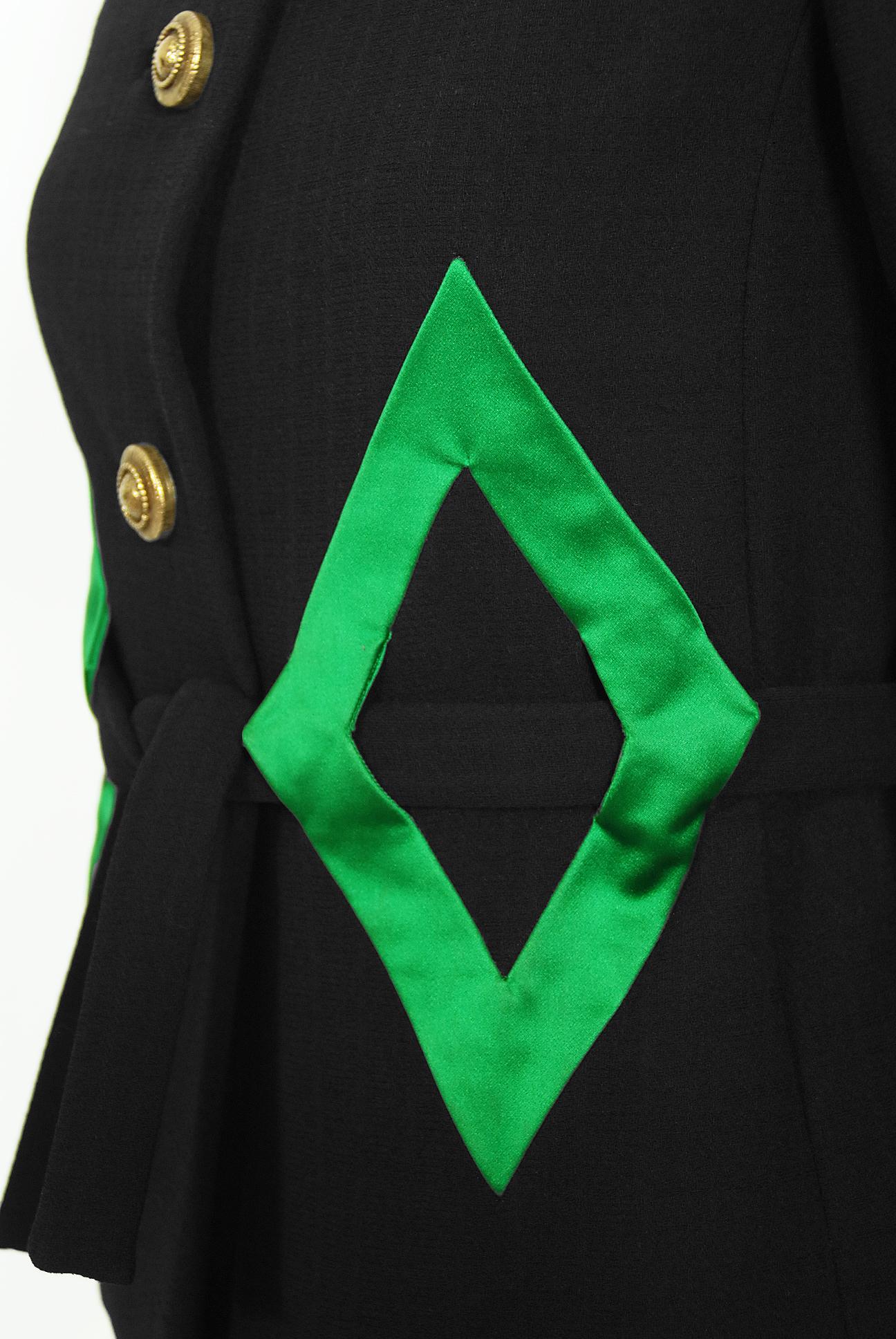 Vintage 1960s Burke Amey Couture Black Wool Green Silk Appliqué 3-Piece Mod Suit For Sale 2