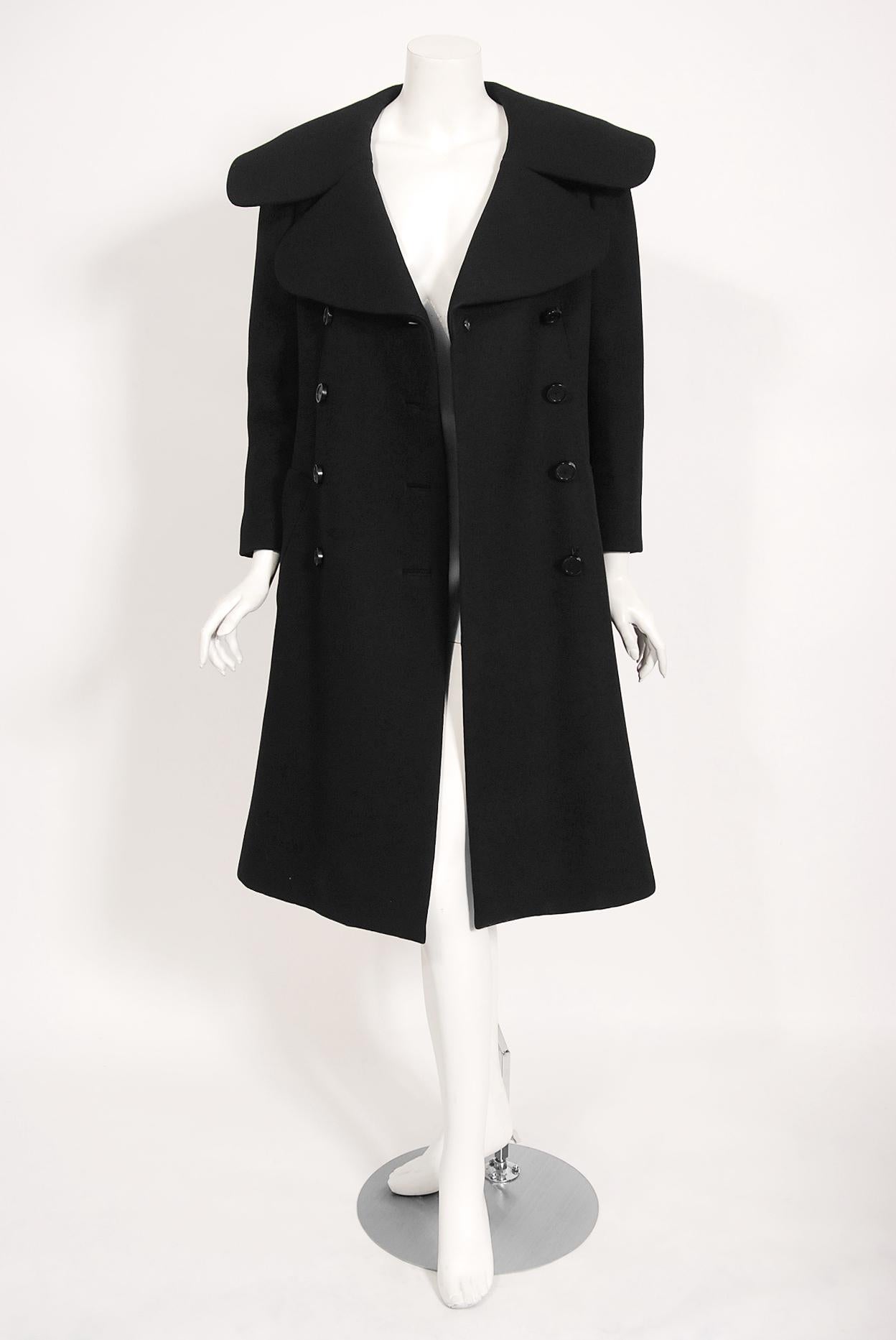 Vintage 1968 Norman Norell Black Wool Over-Sized Collar Double Breasted Mod Coat 4