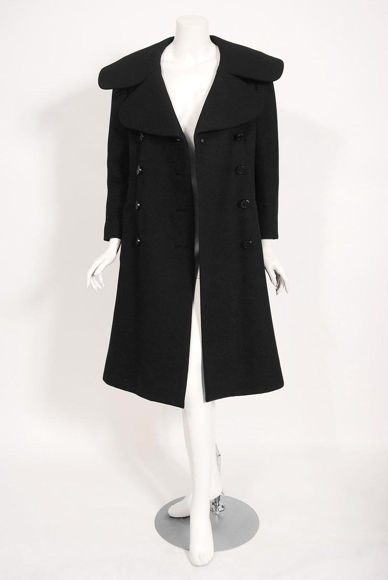 Vintage 1968 Norman Norell Black Wool Over-Sized Collar Double Breasted Mod Coat For Sale 4