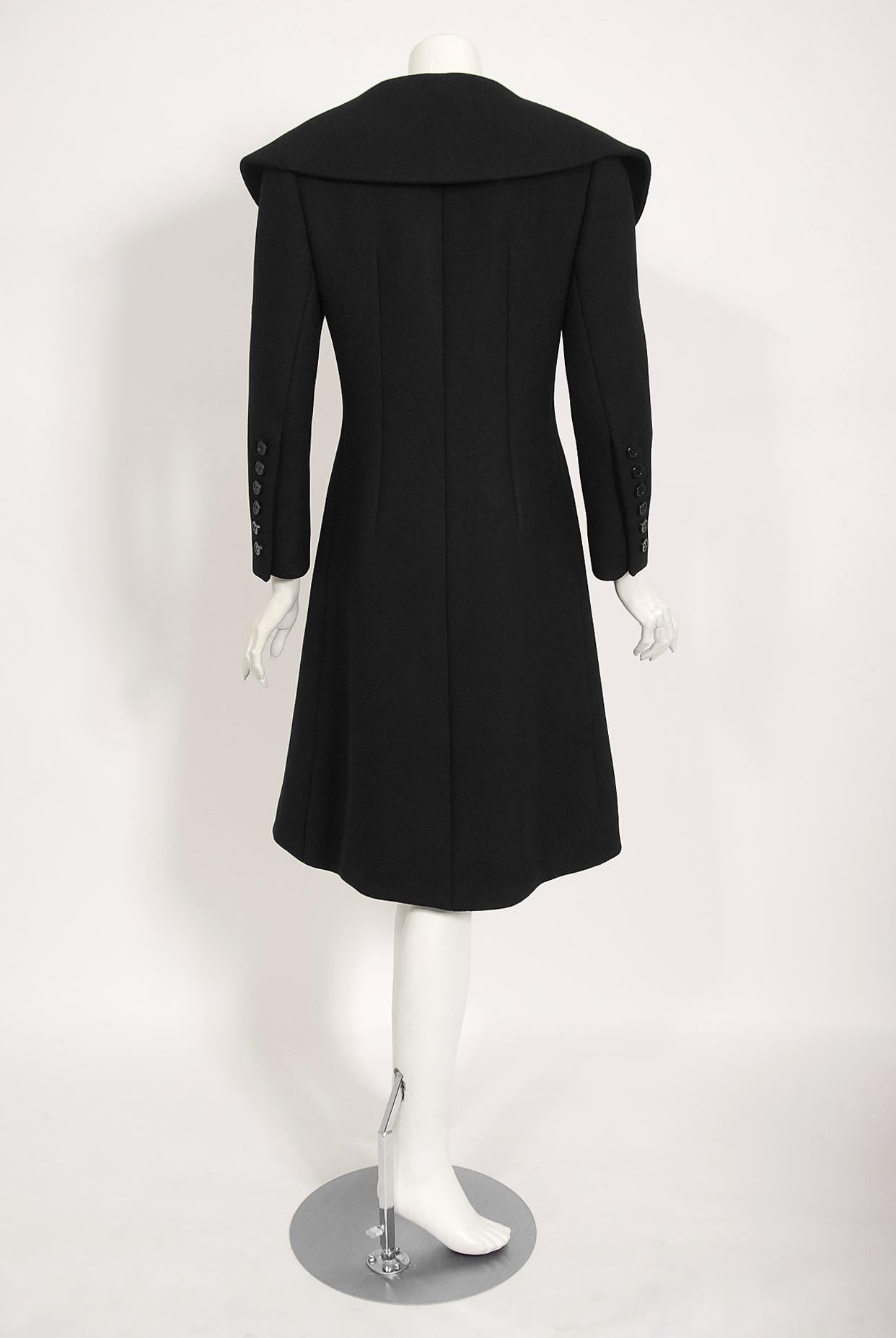 Vintage 1968 Norman Norell Black Wool Over-Sized Collar Double Breasted Mod Coat 5