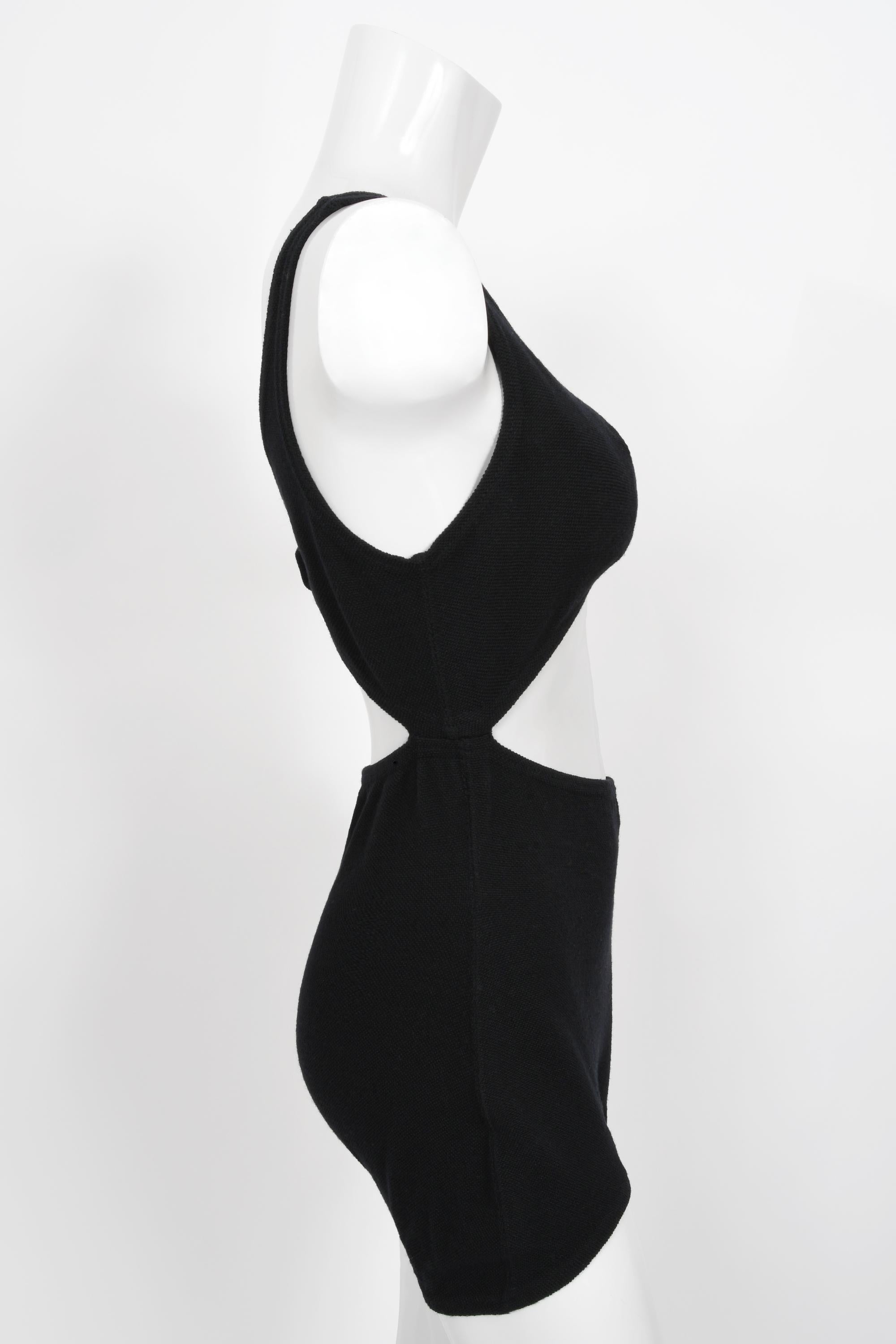 Vintage 1968 Rudi Gernreich Museum-Held Black Wool Jersey Cut Out Mod Swimsuit  en vente 3