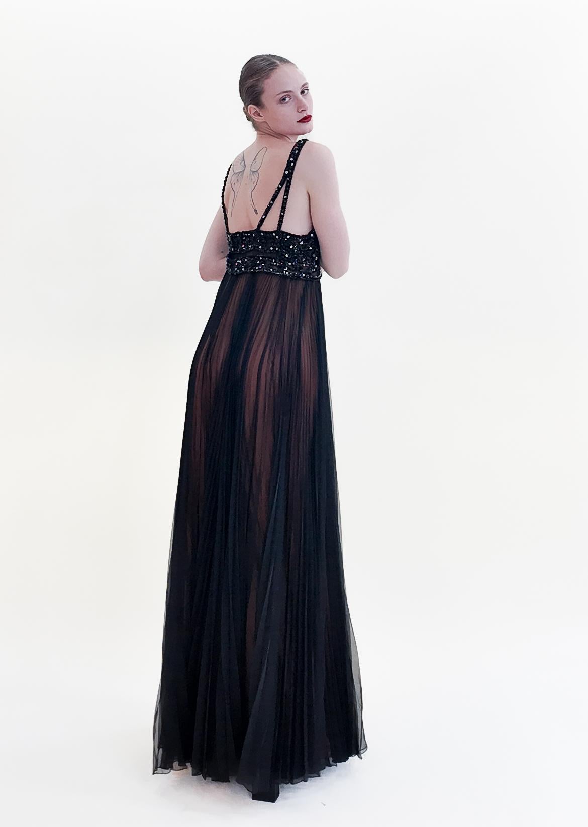 Vintage 1969 Bob Mackie /Bob Aghayan Pleated Gown With Cape 10