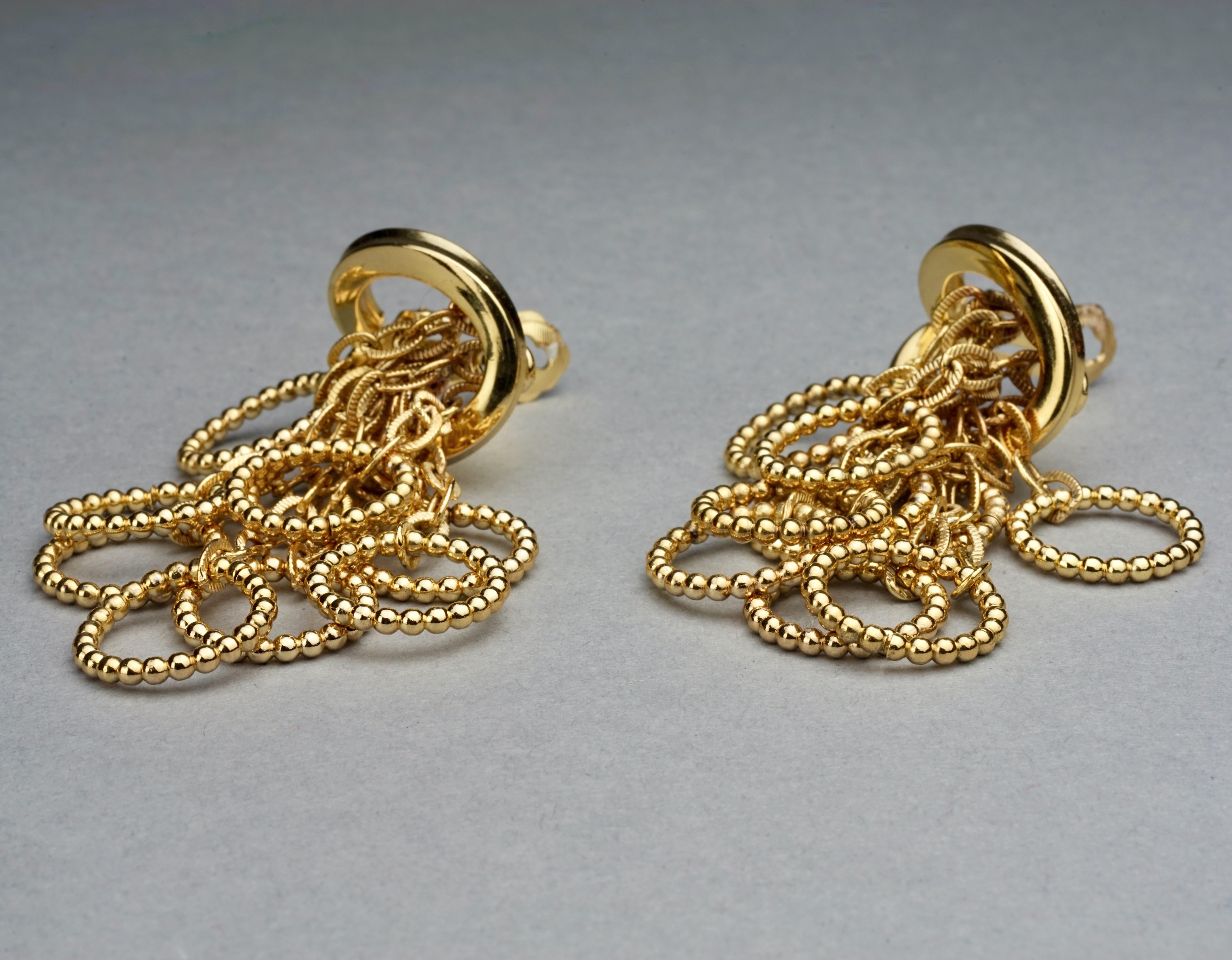 Vintage 1969 CHRISTIAN DIOR Cascading Hoop Dangling Earrings In Excellent Condition For Sale In Kingersheim, Alsace