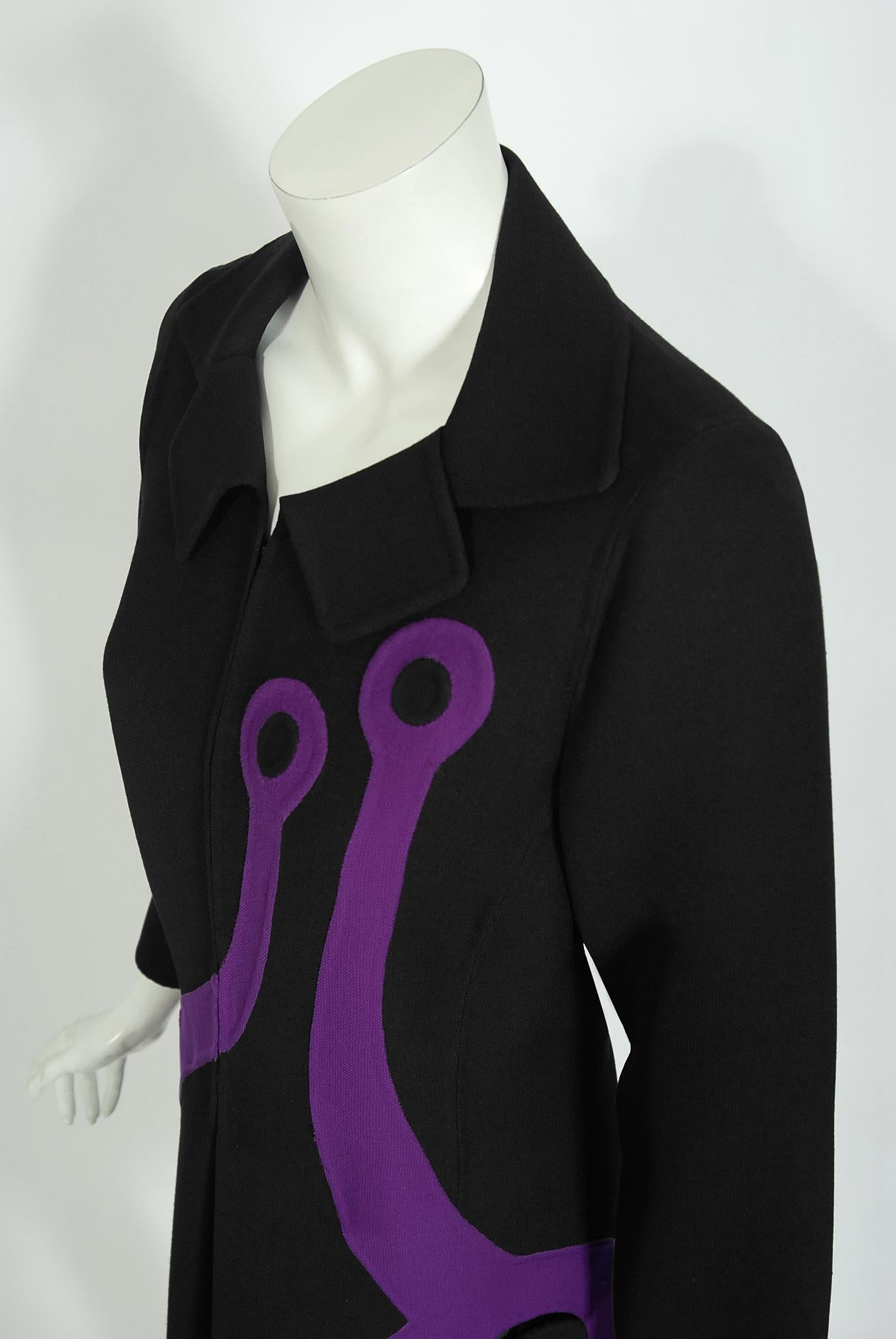 Vintage 1969 Mila Schön Italian Couture Black Purple Wool Mod Target Coat Dress In Good Condition For Sale In Beverly Hills, CA