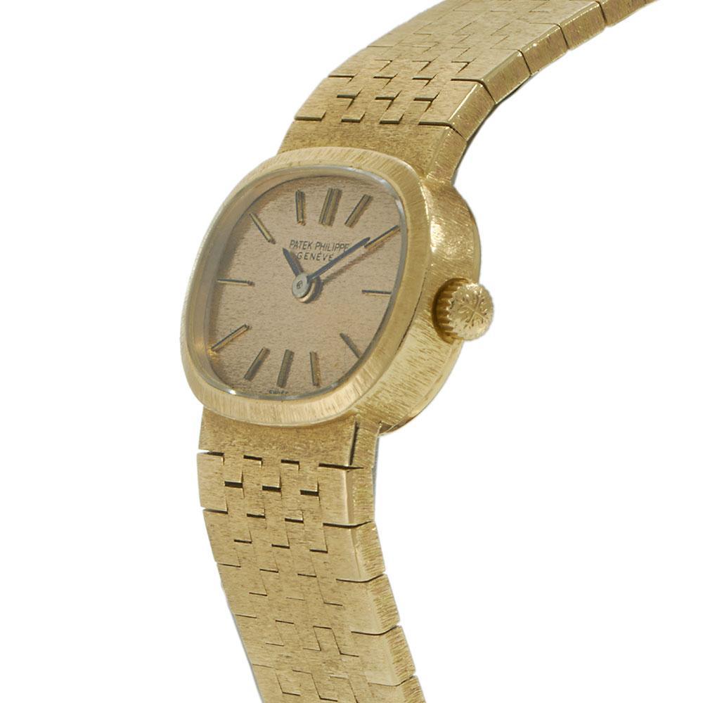 Vintage 1969 Patek Philippe  Ellipse Referenz 3373/1 für Damen oder Herren im Angebot