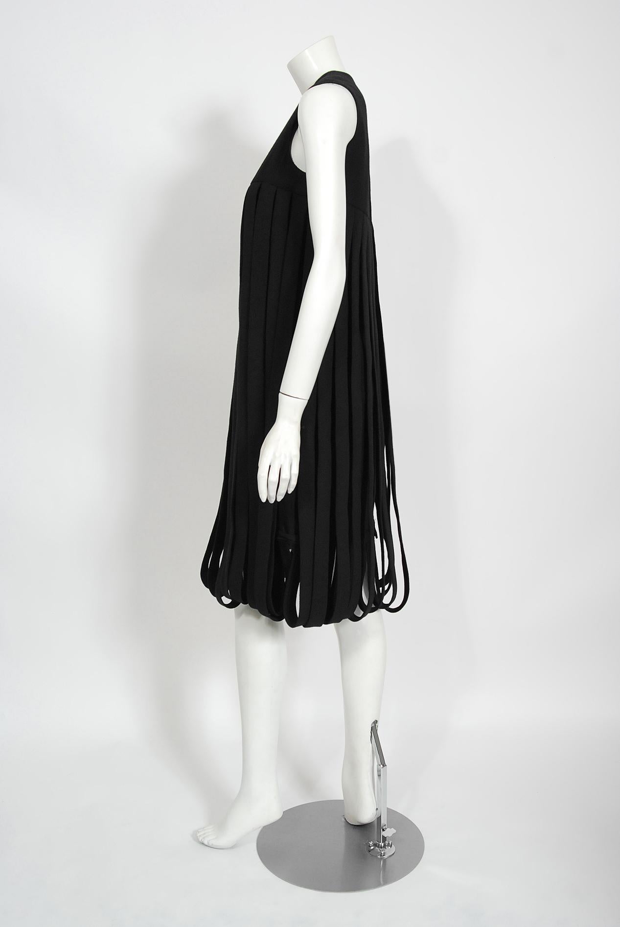 Vintage 1967 Pierre Cardin Documented Black Wool Space-Age Mod Carwash Dress 3