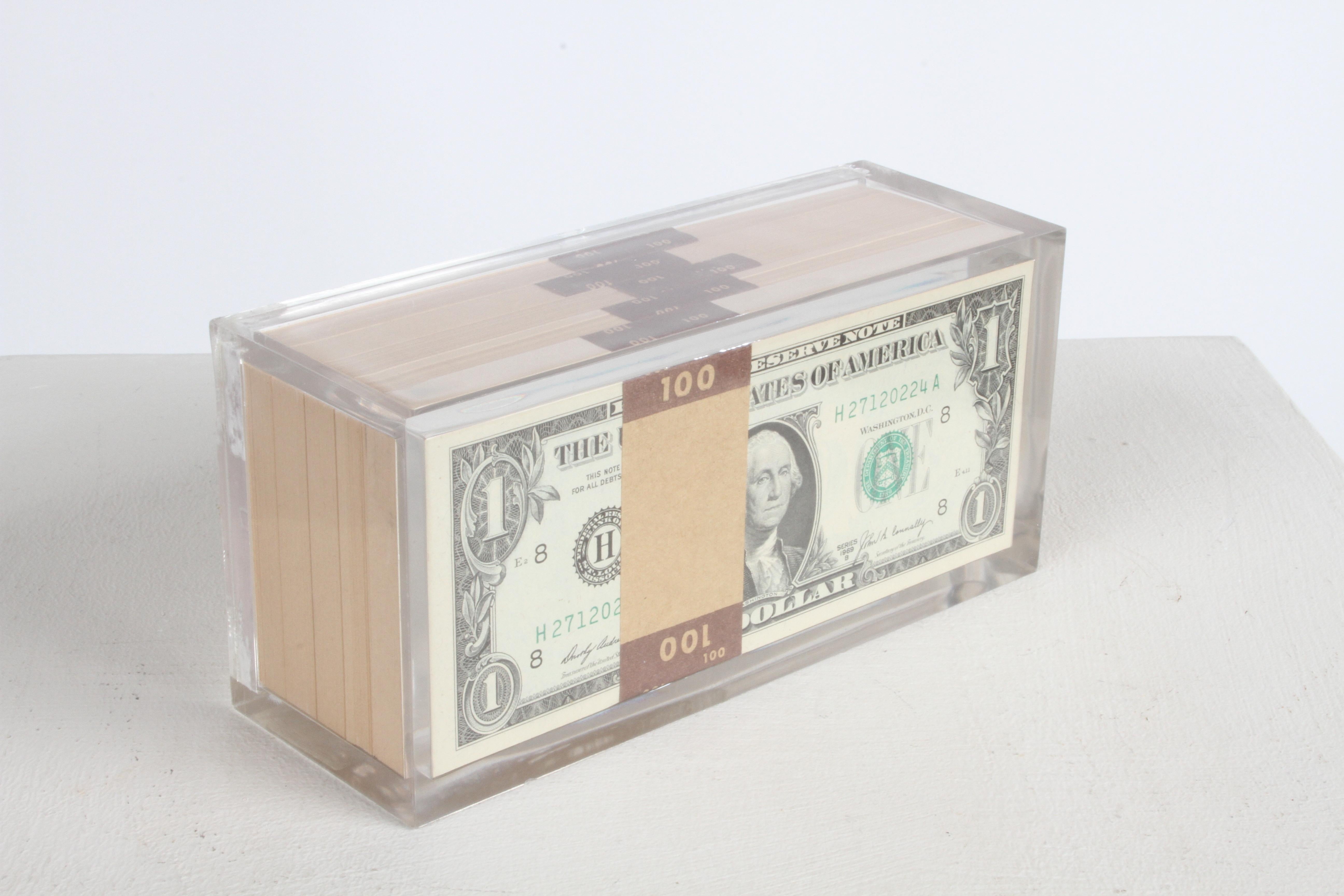 500 1 dollar bills